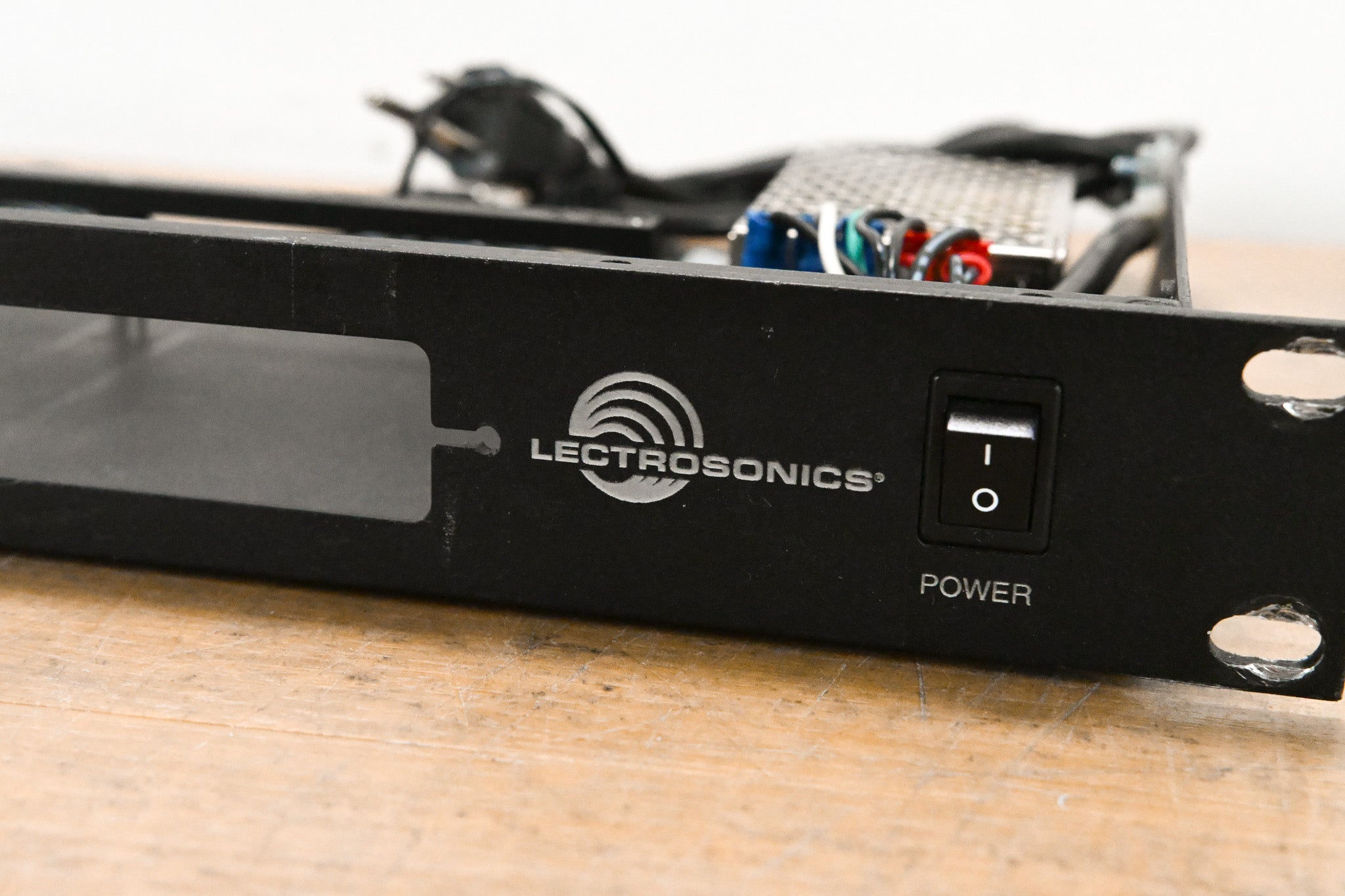 Lectrosonics RMP195 Four Bay Rackmount w/ Mean Well RS-25-15 PSU