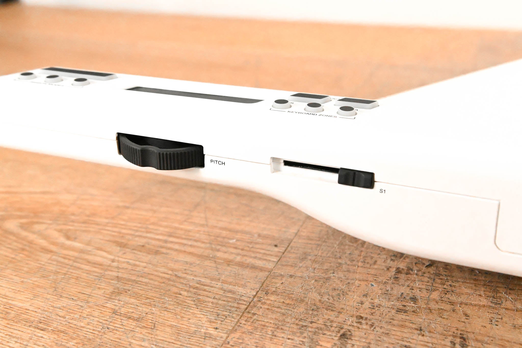 Alesis Vortex USB/MIDI Keytar Controller (NO POWER SUPPLY)