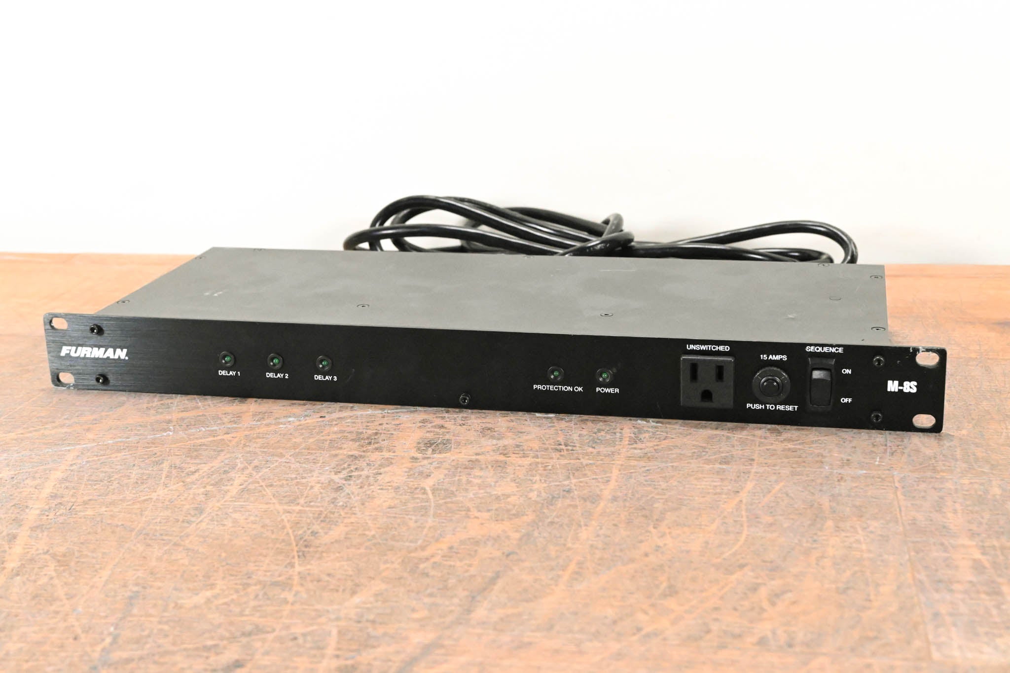 Furman M-8S 15A Standard Power Conditioner with Sequencer