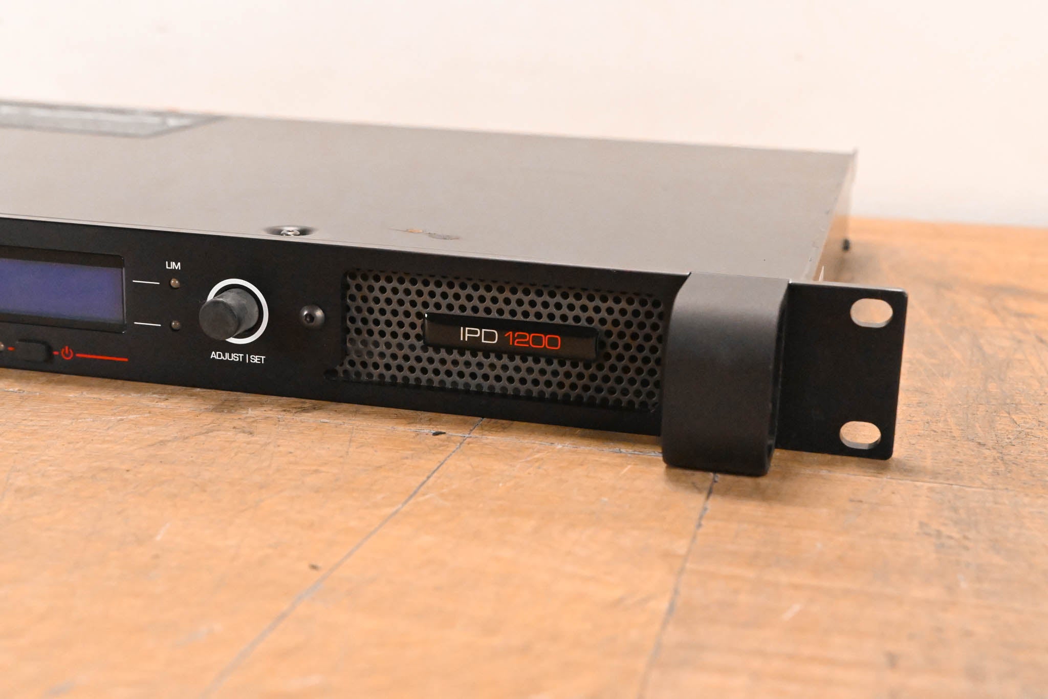 Lab Gruppen IPD 1200 1200W 2-Channel DSP-Controlled Power Amplifier