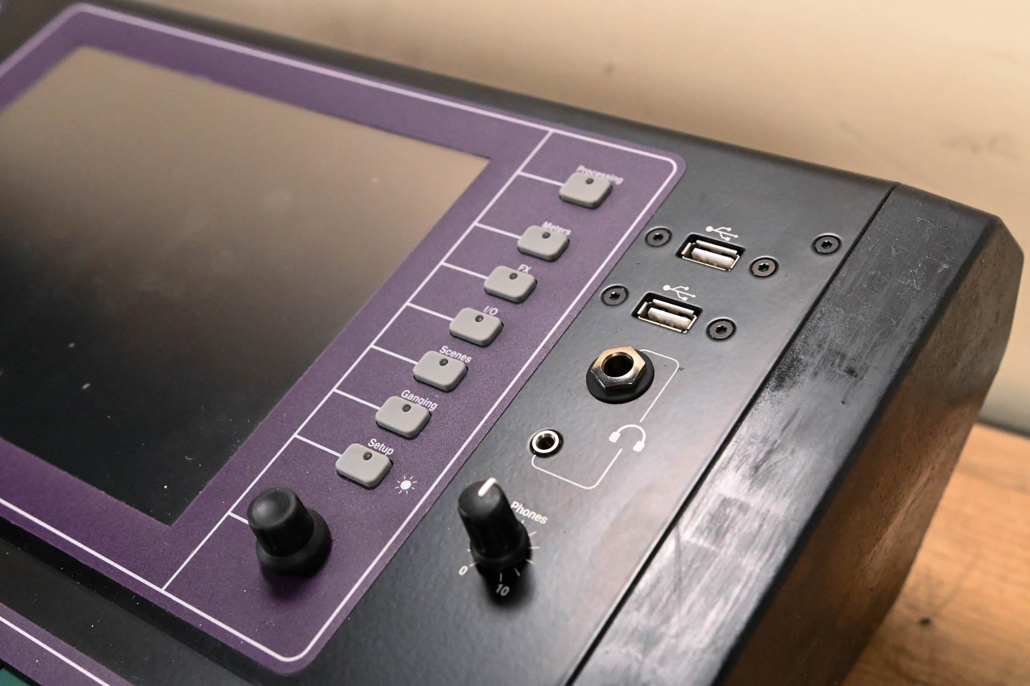 Allen & Heath GLD-80 Digital Audio Mixing Surface