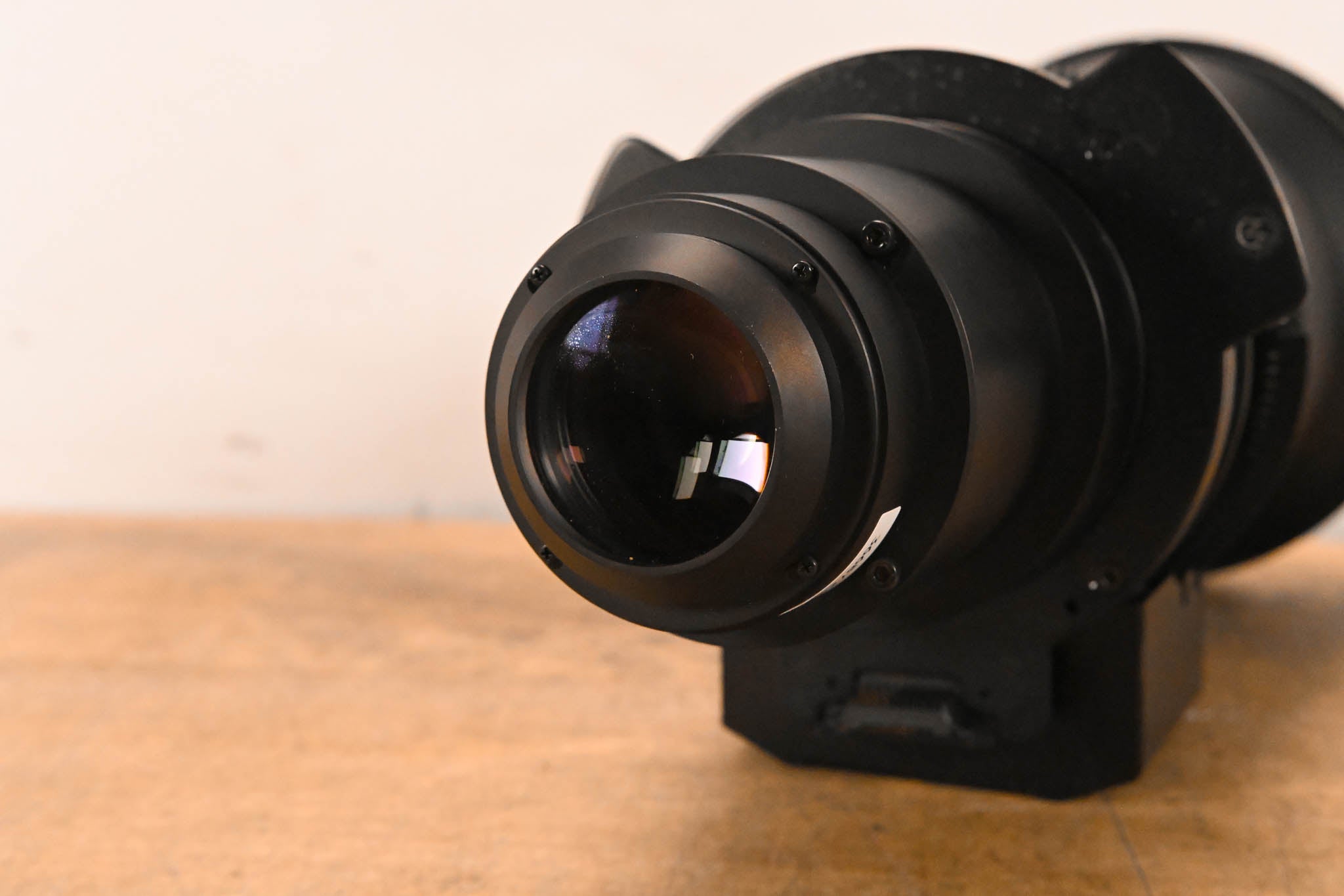 Christie ILS Lens 0.73:1 SX+ / 0.67:1 HD 0.95" 3-Chip Lens