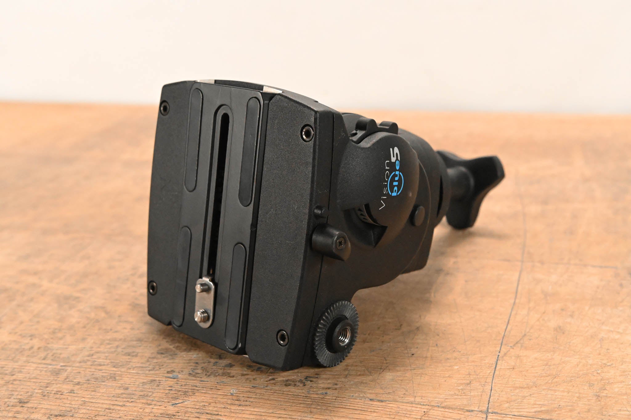 Vinten Vision blue5 Pan and Tilt Tripod Head
