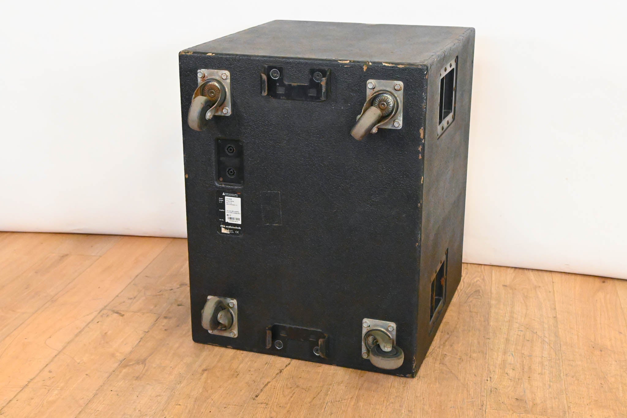 d&b audiotechnik C7-SUB Passive Subwoofer