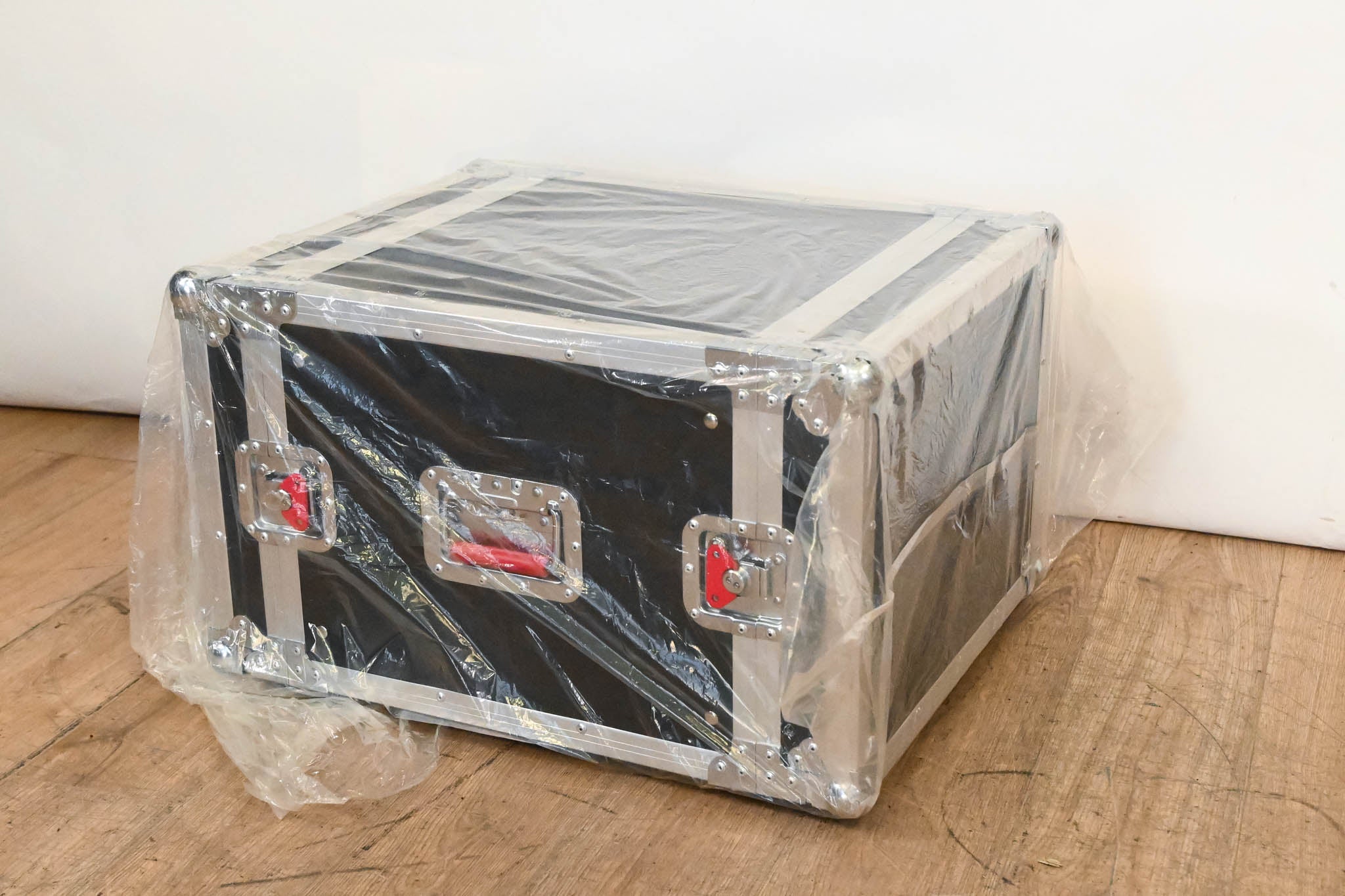 Gator Cases G-TOUR 8U Standard Audio Road Rack Case