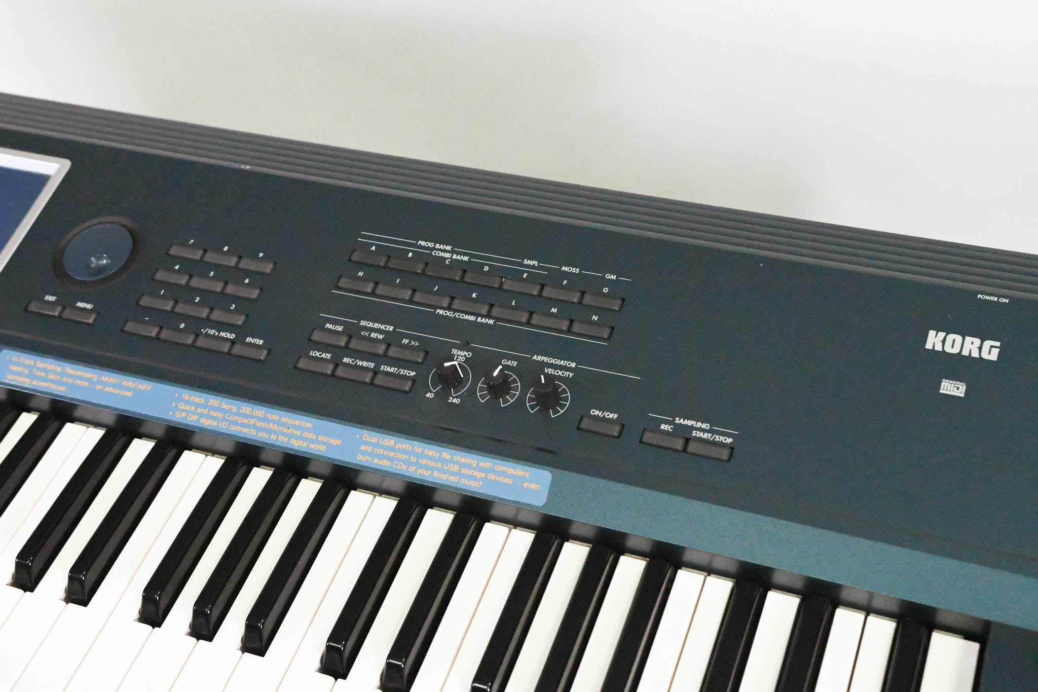 Korg Triton Extreme 76 76-Key 120-Voice Polyphonic Workstation