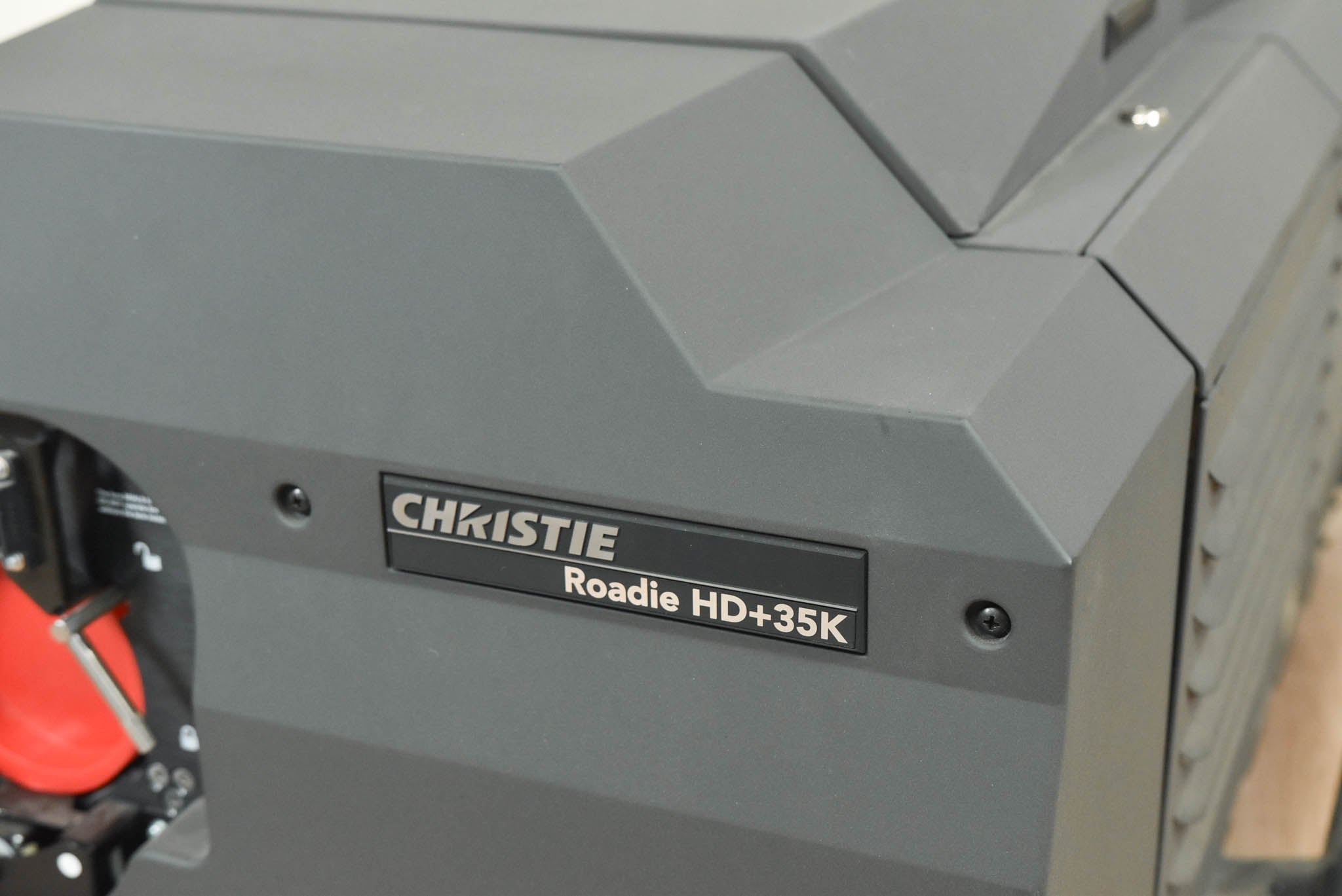 Christie Roadie HD+35K 32,500 Lumen Xenon Lamp Projector NO POWER SUPPLY