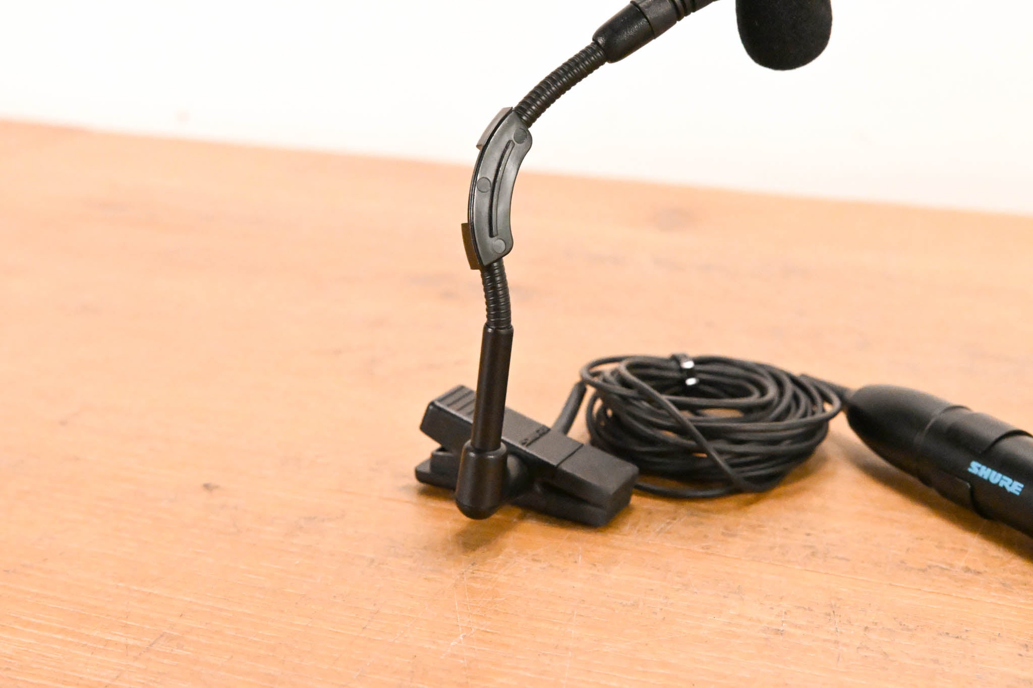 Shure Beta 98H/C Miniature Cardioid Condenser Instrument Microphone