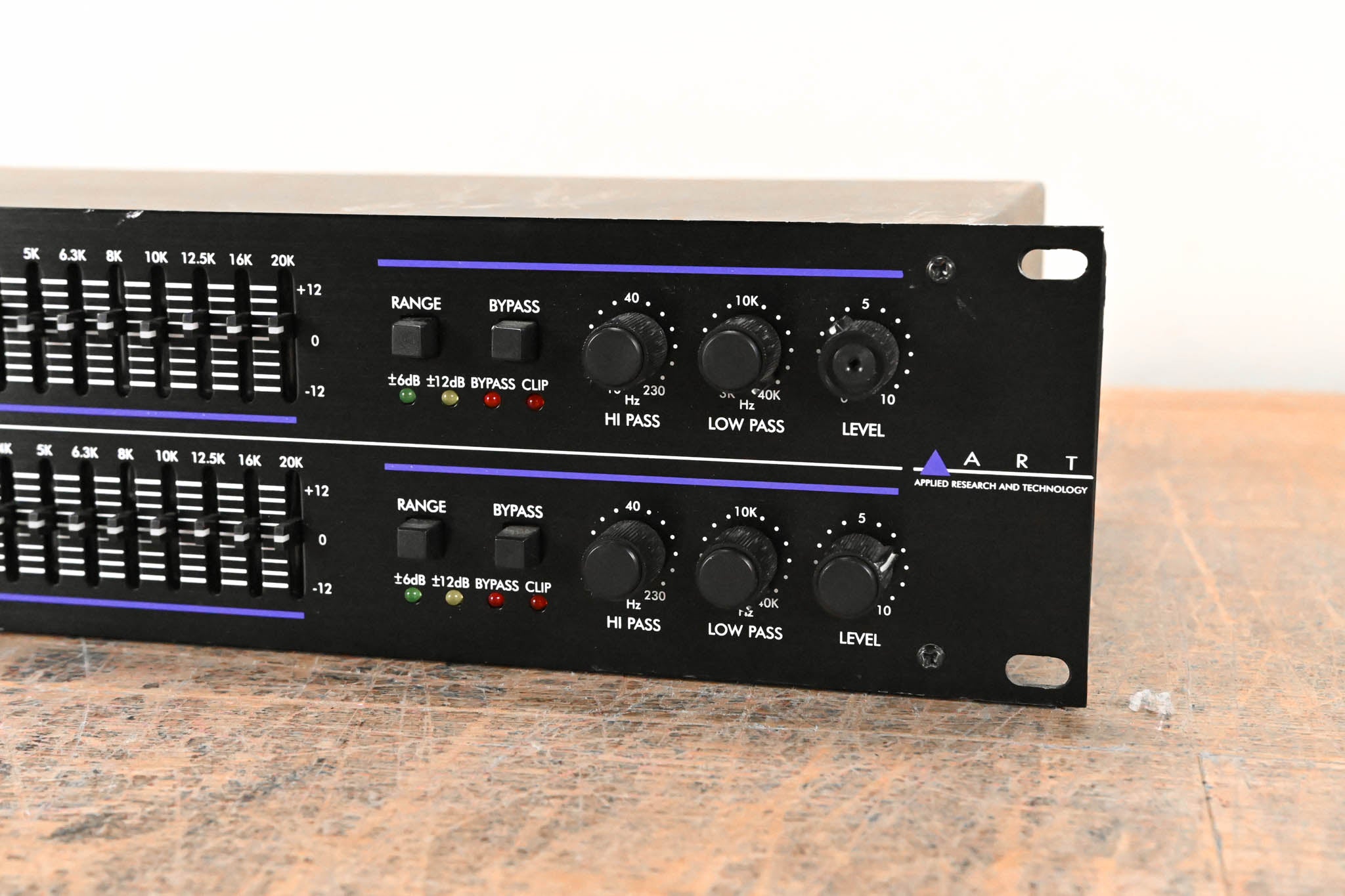 ART EQ-355 Dual-Channel 31-Band Graphic Equalizer