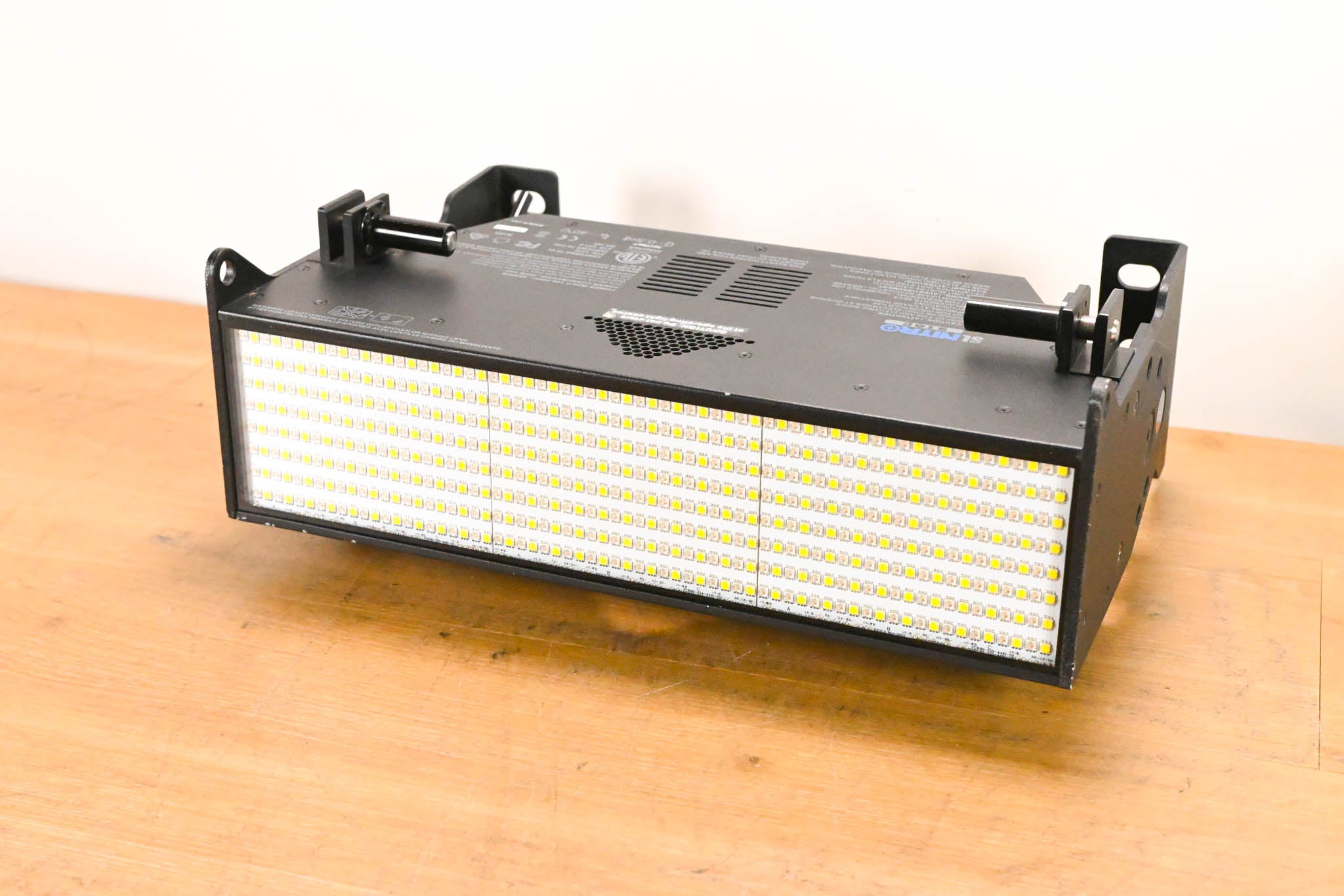 Philips Showline SL Nitro 510C RGBW LED Strobe Light