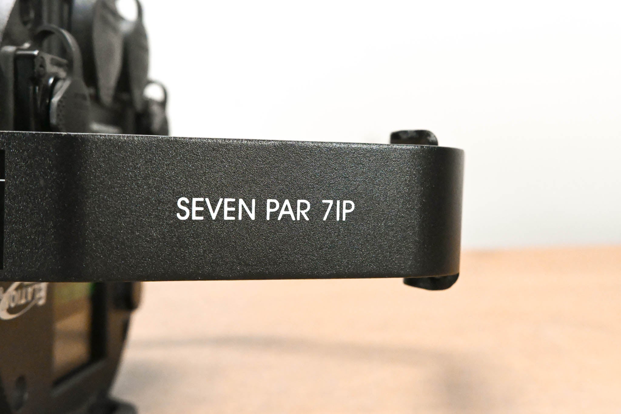 Elation SEVEN PAR 7IP 7-Color LED Par Wash Light (NO POWER CABLE)