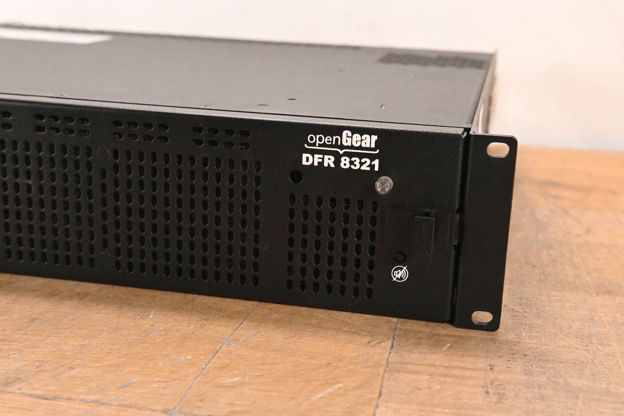 Ross DFR-8321 OpenGear 2RU Module Frame with Cards