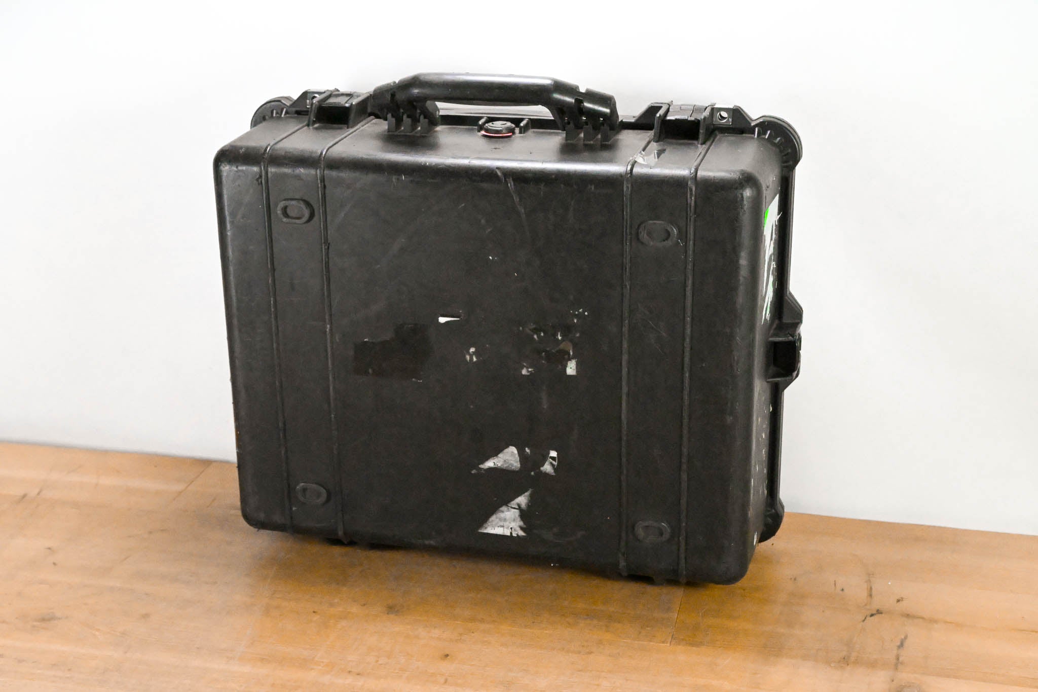 Pelican 1600 Protector Case