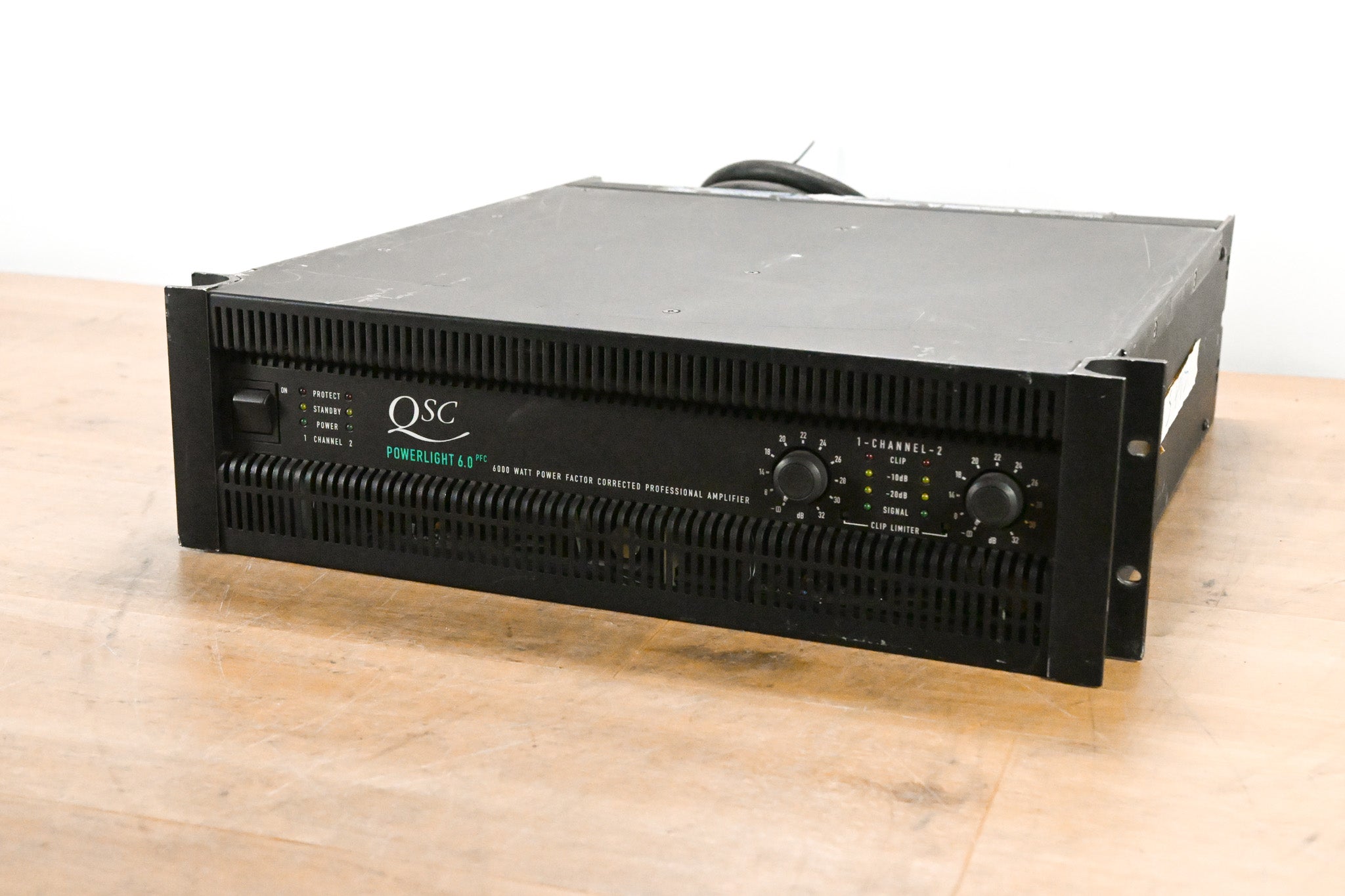 QSC PowerLight 6.0 PFC Power Factor Corrected 2-Channel Power Amplifier