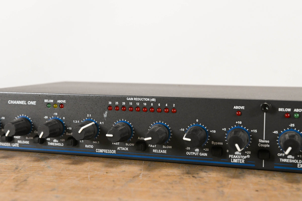 dbx 166XL 2-Channel Compressor/Limiter/Gate