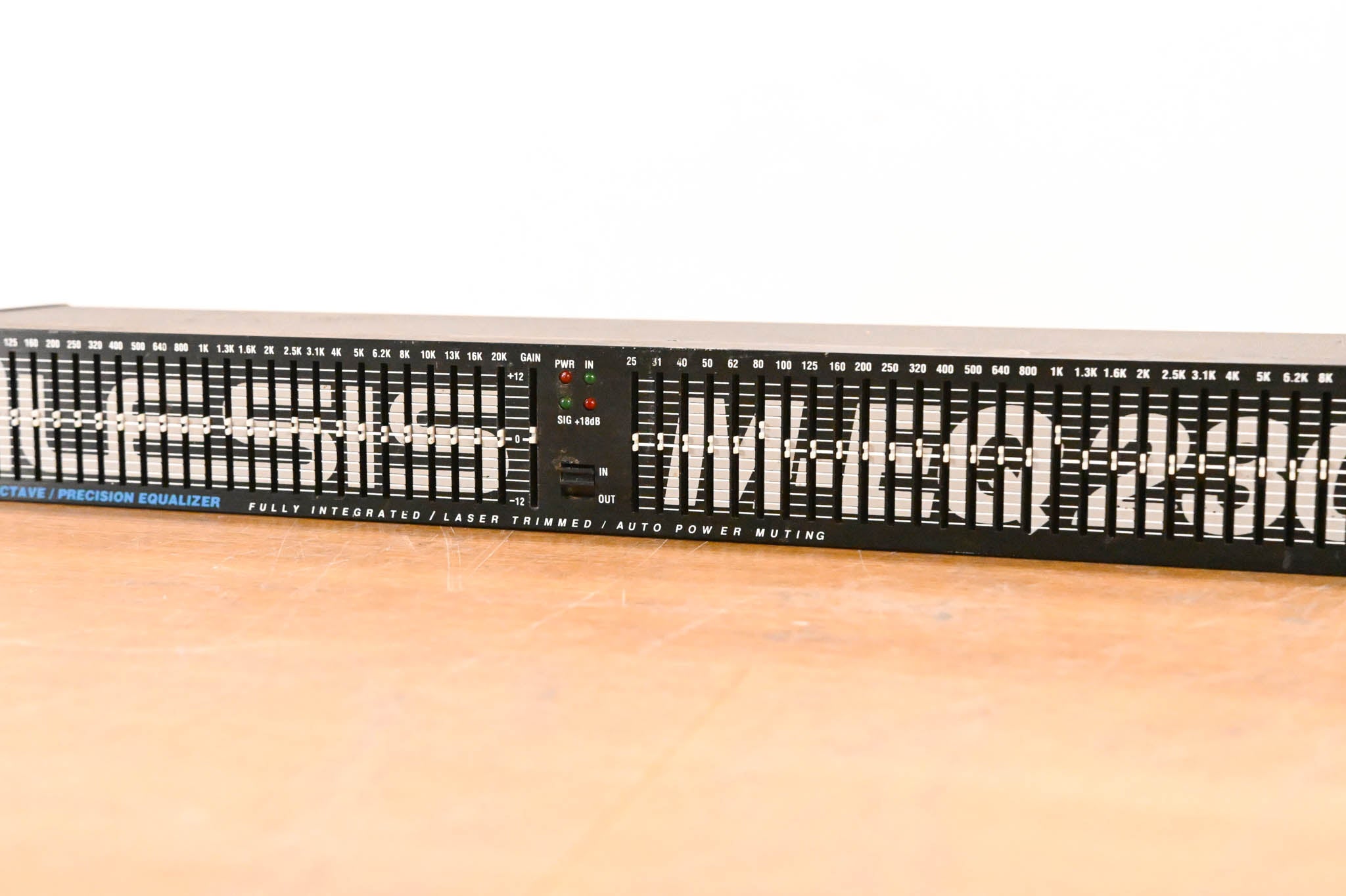 Alesis M-EQ 230 Dual-Channel 1/3 Octave Precision EQ (NO POWER SUPPLY)