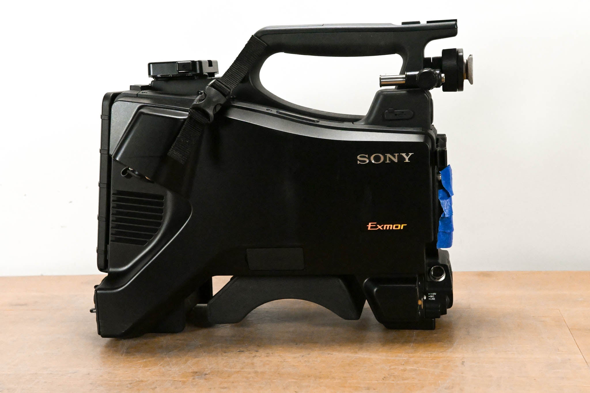 Sony HXC-FB75 HD Studio Color Camera (Body Only)