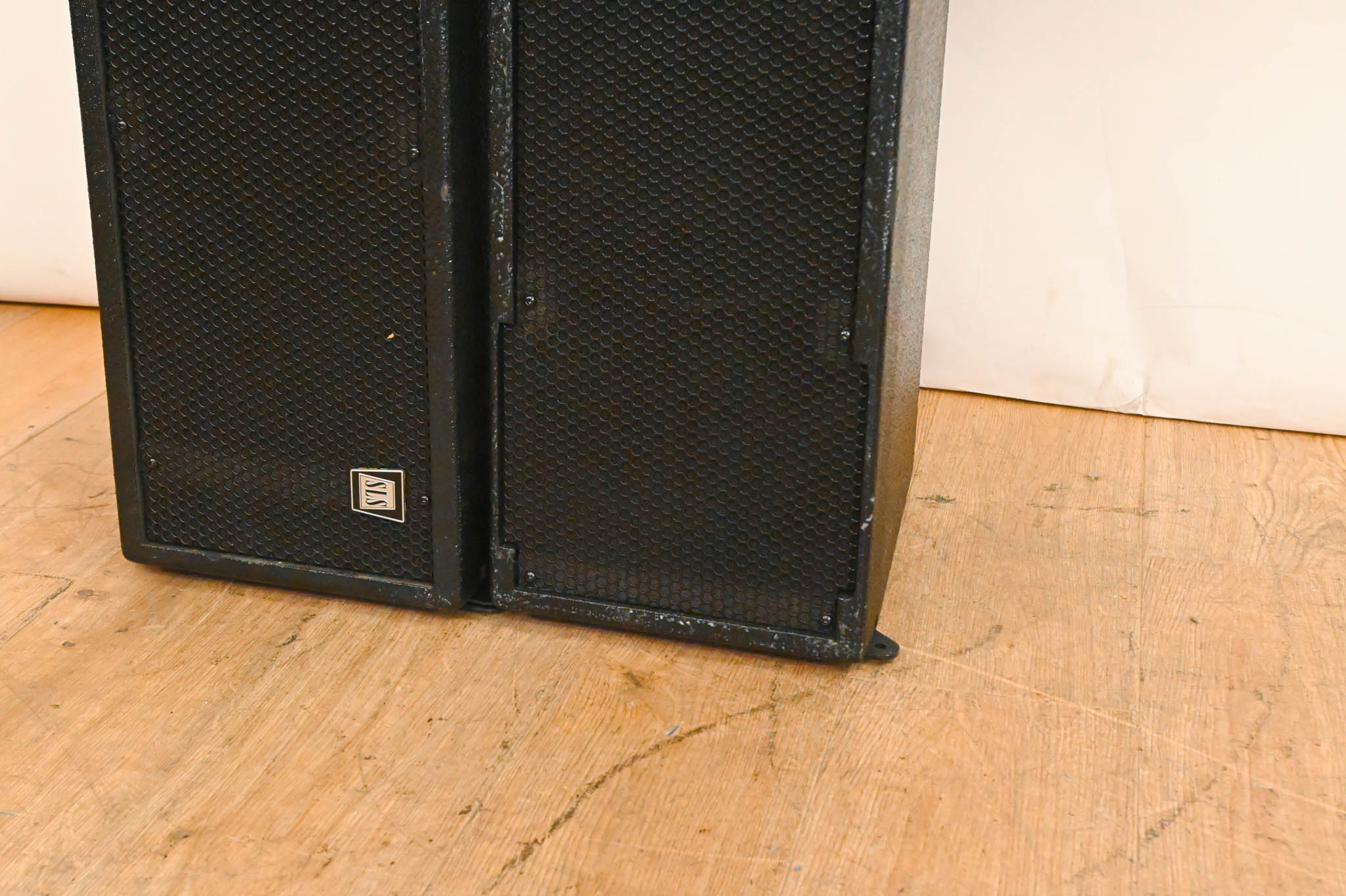 SLS LS8800 Full-Range Line Array Module (PAIR)