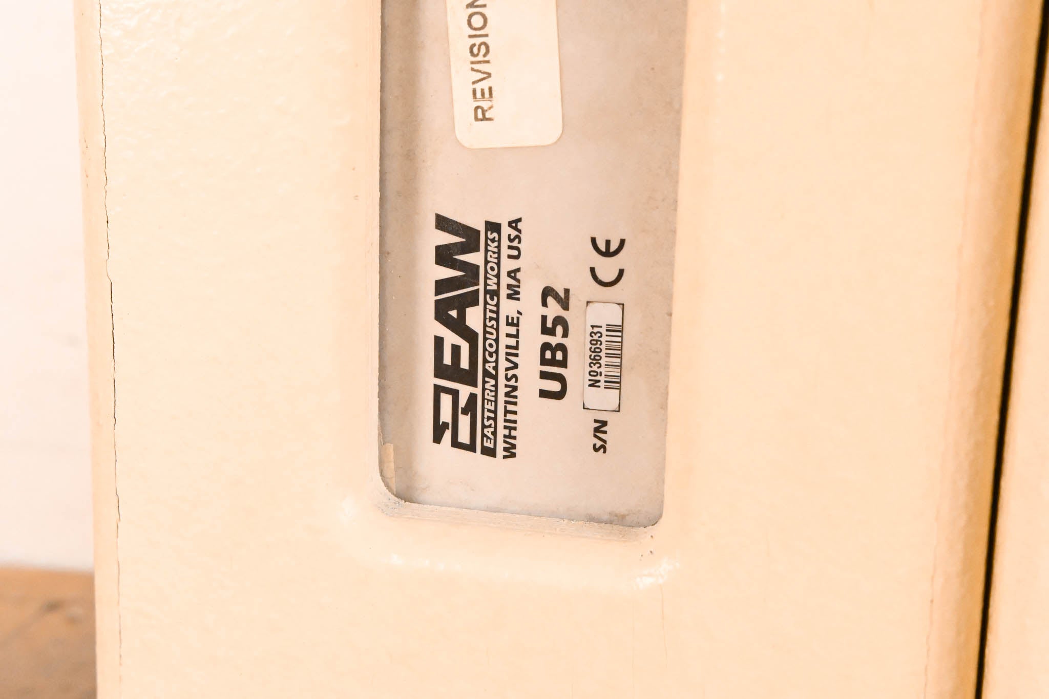 EAW UB52 Two-Way Full-Range Loudspeaker - White (PAIR)