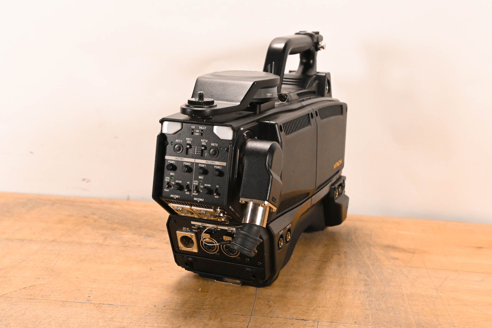 Hitachi Z-HD5000 HDTV Camera with CA-HF1000 Camera Adaptor