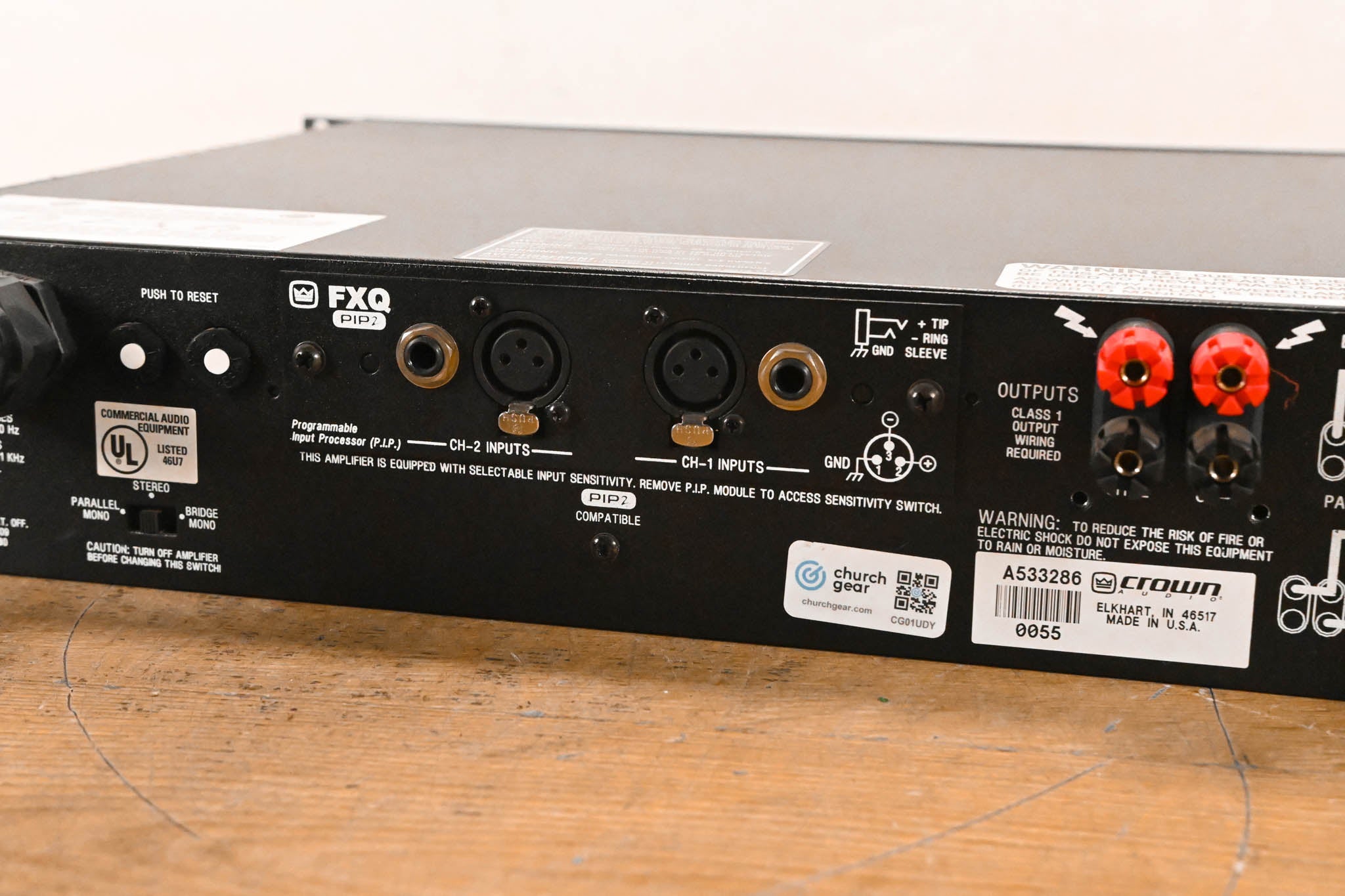 Crown Macro-Tech 2402 2-Channel Power Amplifier