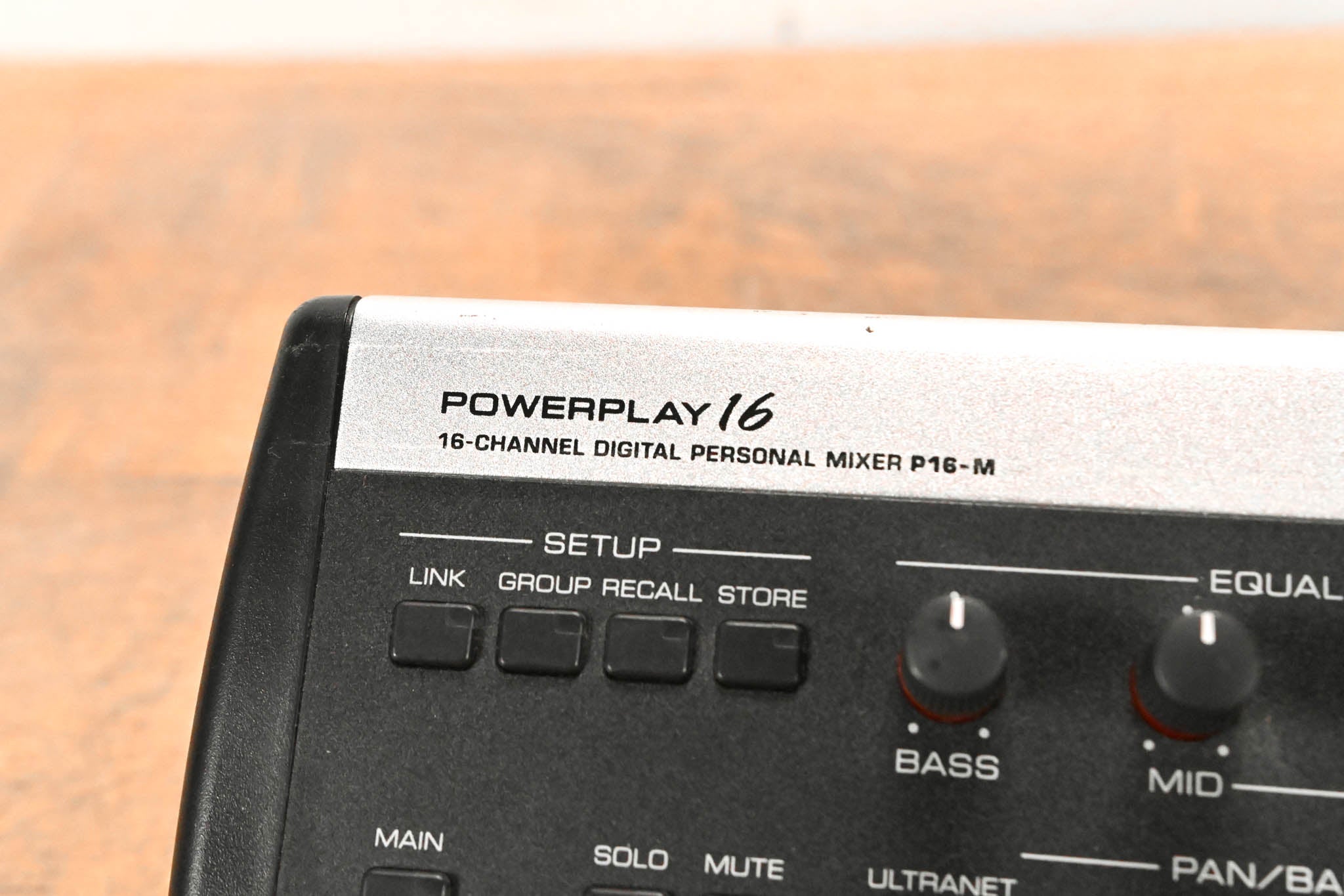 Behringer Powerplay P16-M 16-Channel Digital Personal Mixer