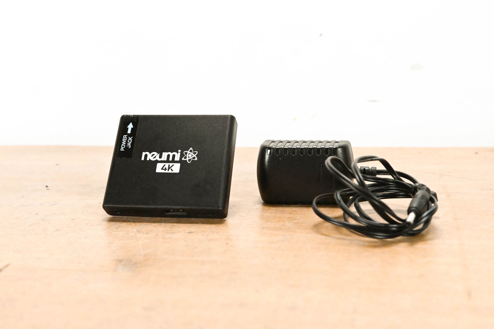 Neumi Atom 4K Ultra-HD Digital Media Player for USB Drives and SD Cards