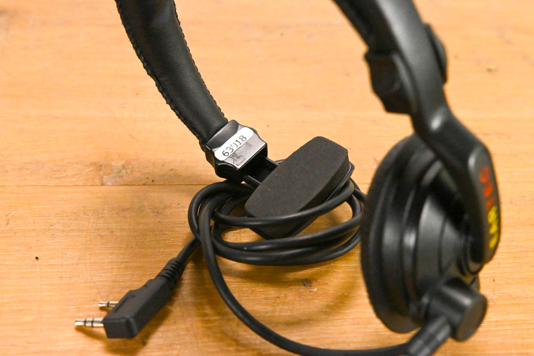 Eartec Single-Ear Slim Wired Headset