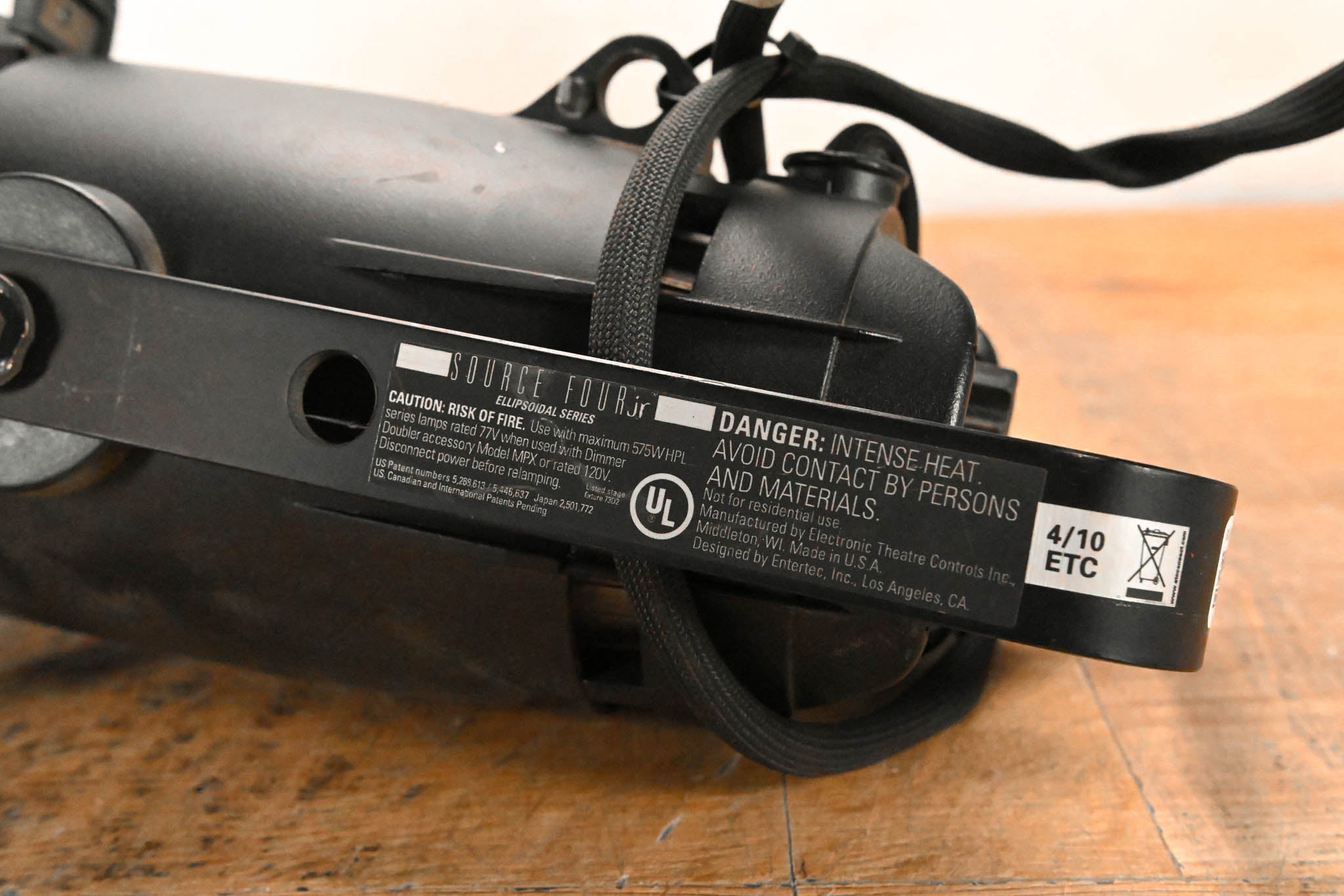 ETC Source Four Jr 26 Degree 575 Ellipsoidal Light