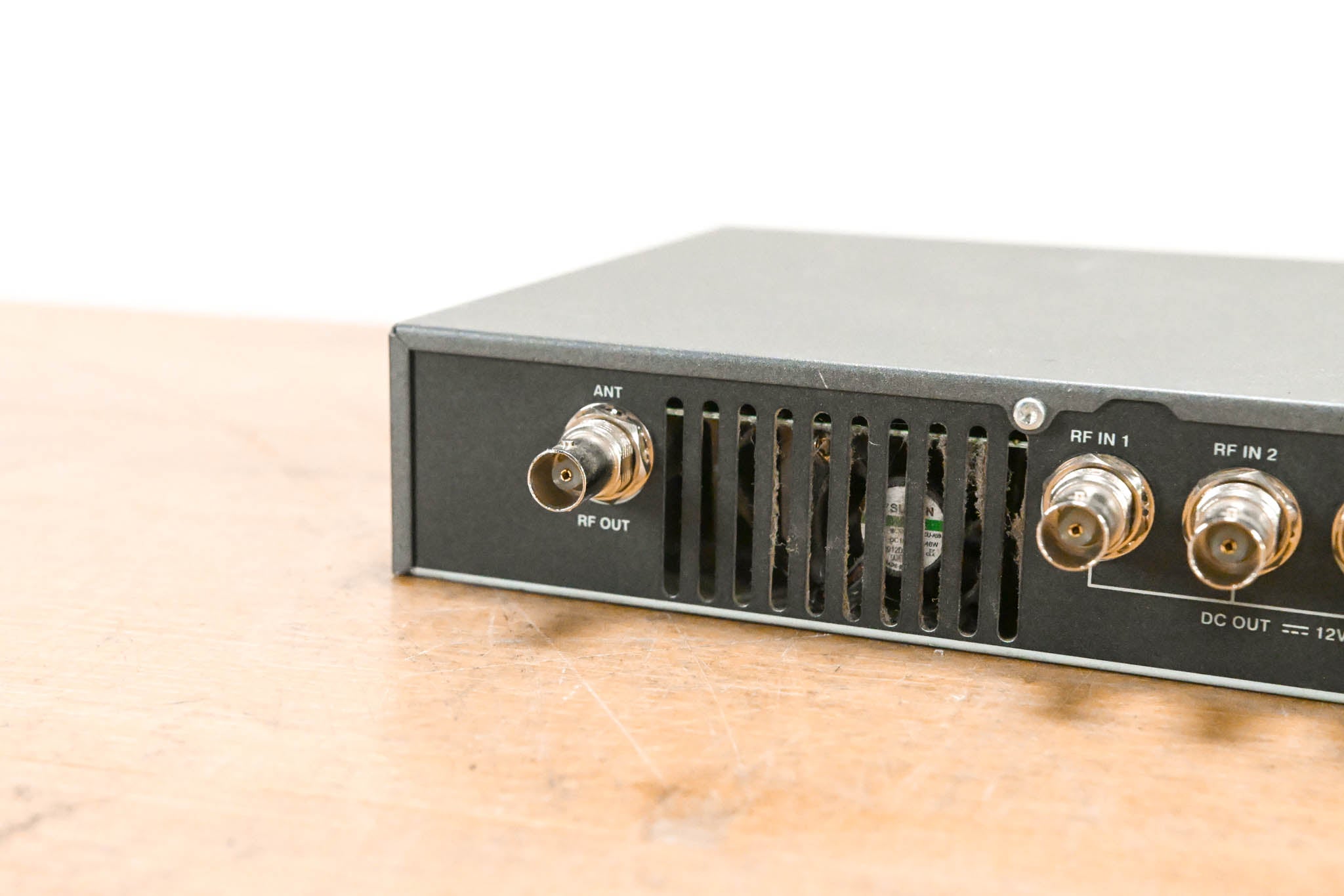 Sennheiser AC 3 Antenna Combiner - 500-870 MHz (NO POWER SUPPLY)