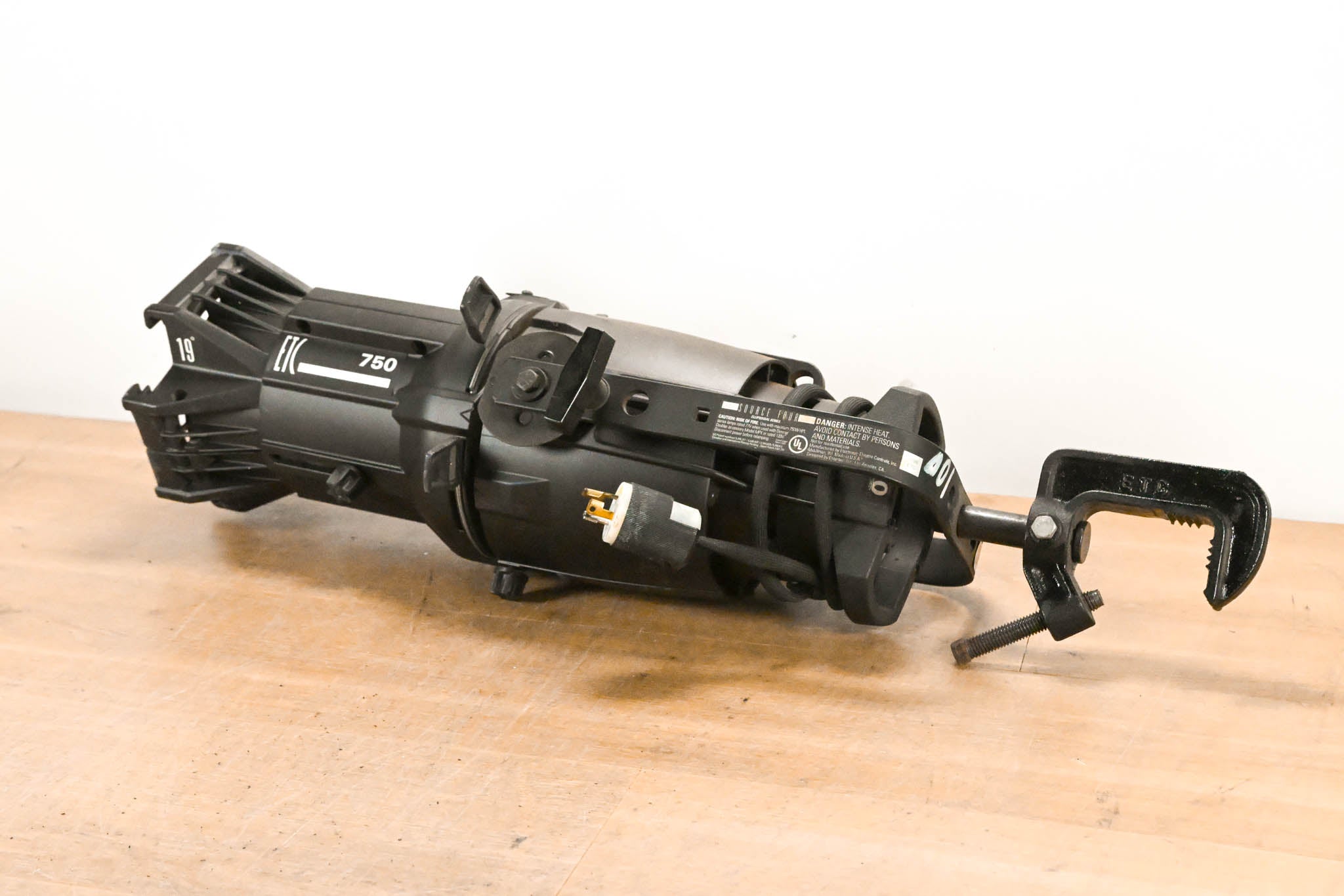 ETC Source Four 750 19 Degree Ellipsoidal Light