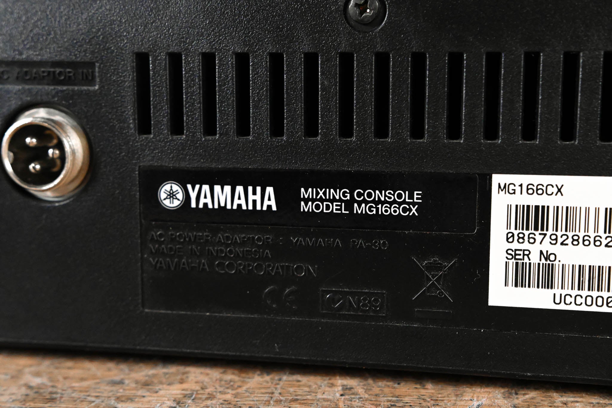 Yamaha MG166CX 16-Channel Analog Mixer (NO POWER SUPPLY)