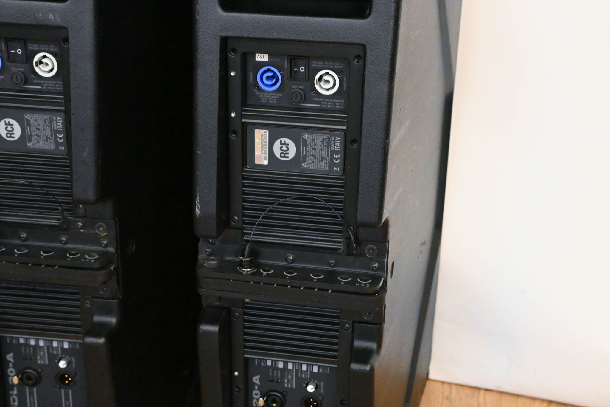 RCF HDL-20A Active Line Array Module (PAIR)