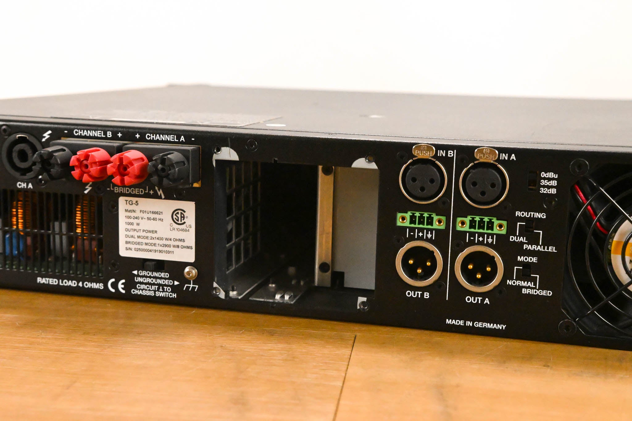 Electro-Voice (EV) TG-5 120V 2-Channel Tour Grade Power Amplifier