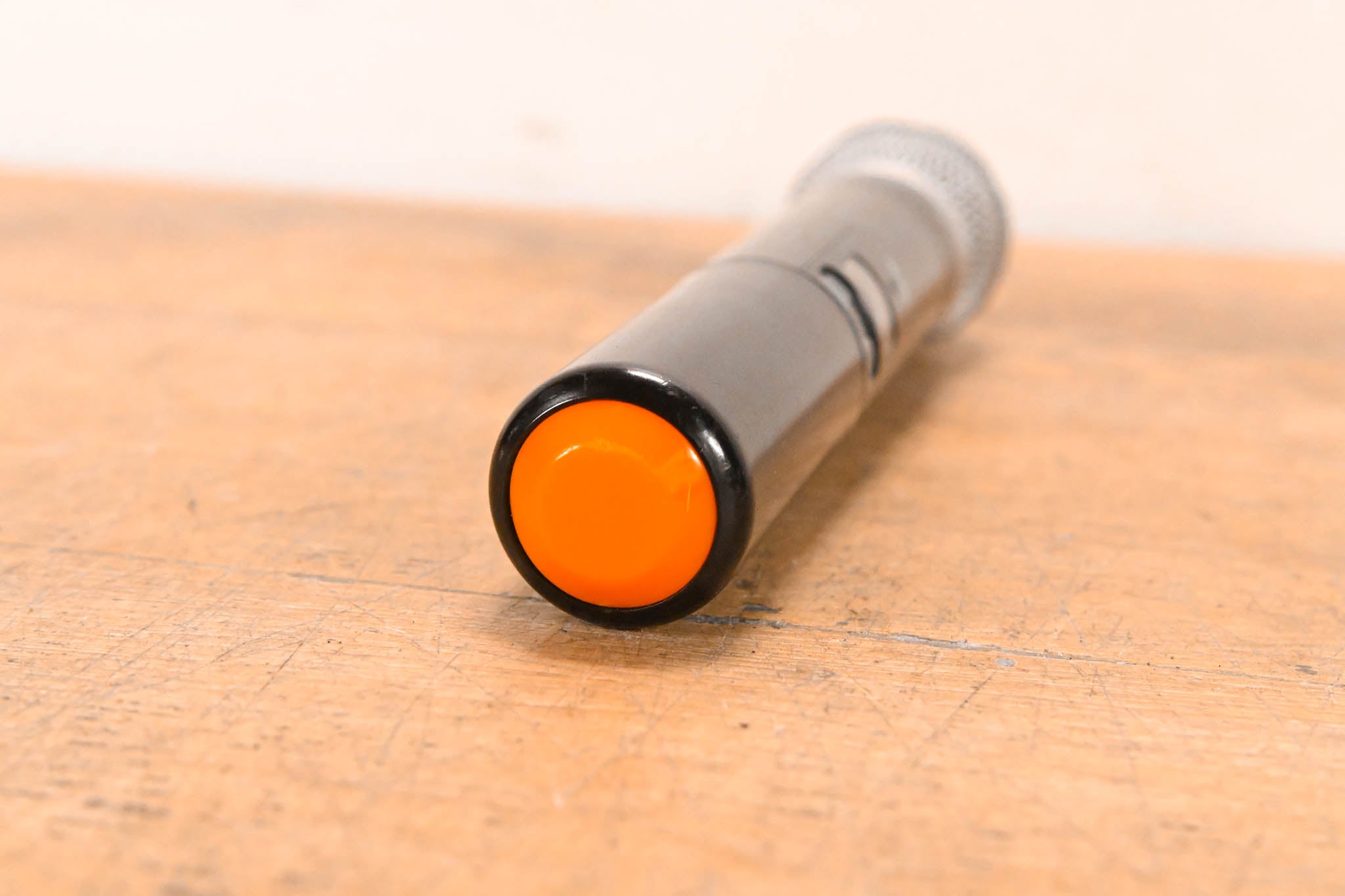 Shure SLX2/BETA87A Wireless Handheld Transmitter - J3 Band: 572-596 MHz