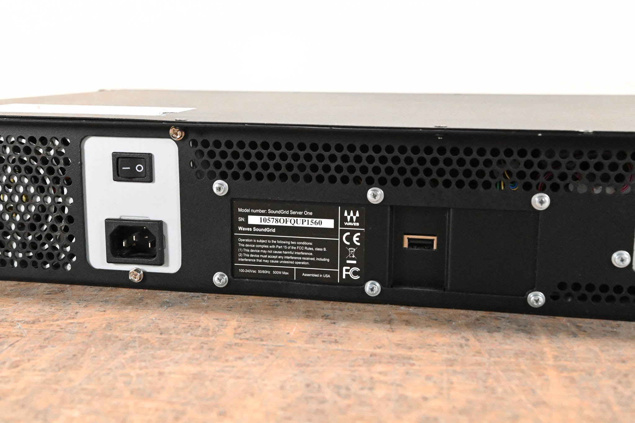 Waves SoundGrid Server One