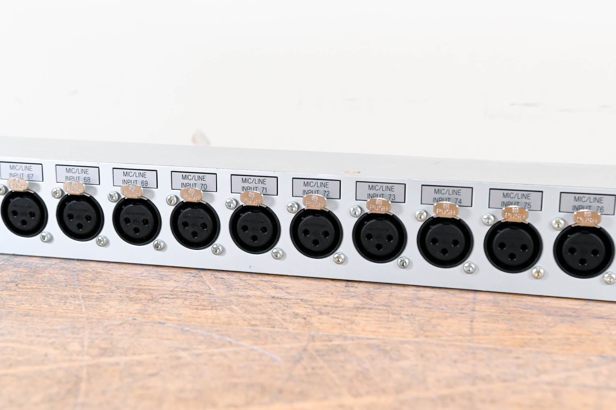 Studer D21m Modular I/O - 16x Mic/Line Inputs to 4x DB25 Connectors