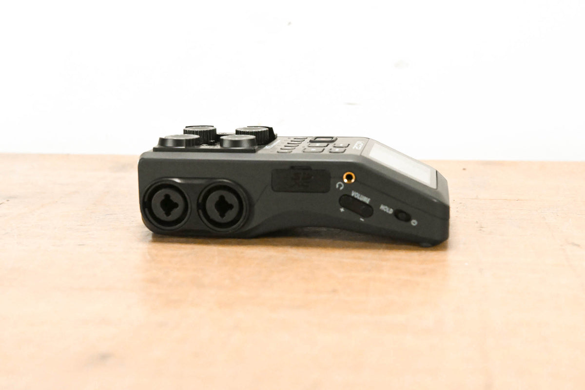 Zoom H6 6-CH Portable Handy Recorder w/ X/Y & Mid-Side Mic Attachments