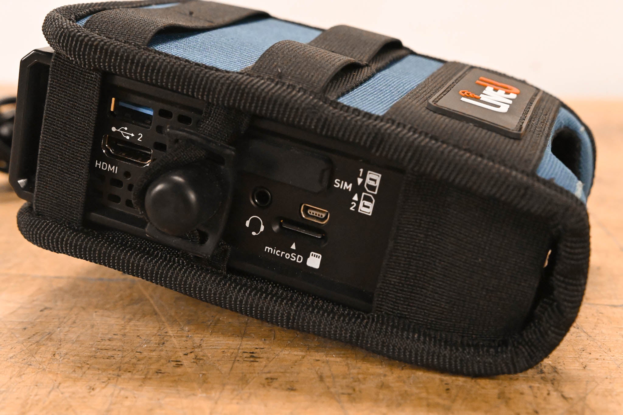 LiveU LU200 Camera-Mount Unit w/ SDI/HDMI Inputs