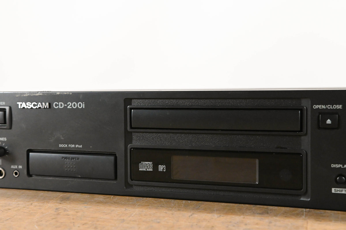 TASCAM CD-200i Rackmountable CD Player with iPod Dock