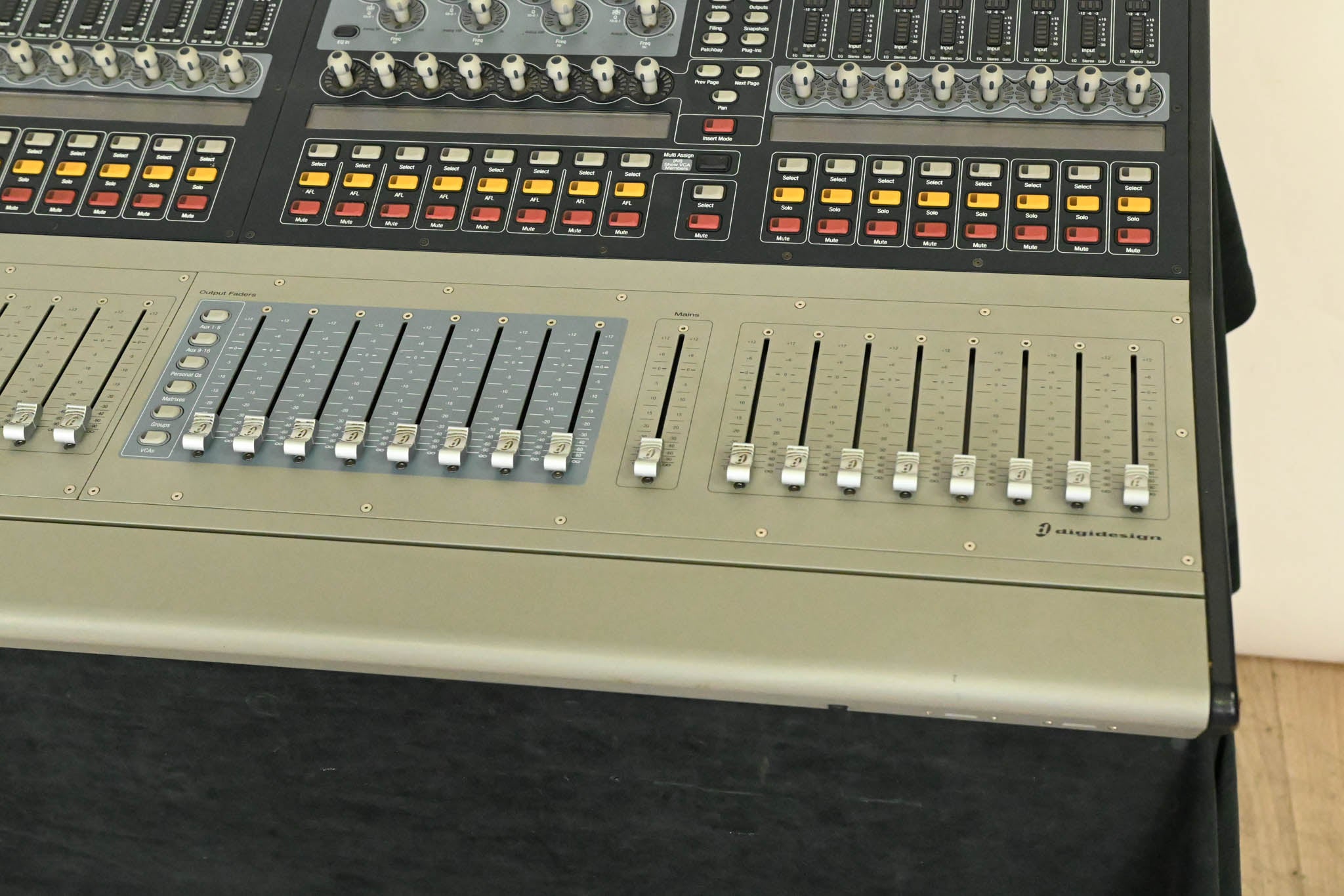Digidesign VENUE Profile Digital Mixing Console with Mix Rack