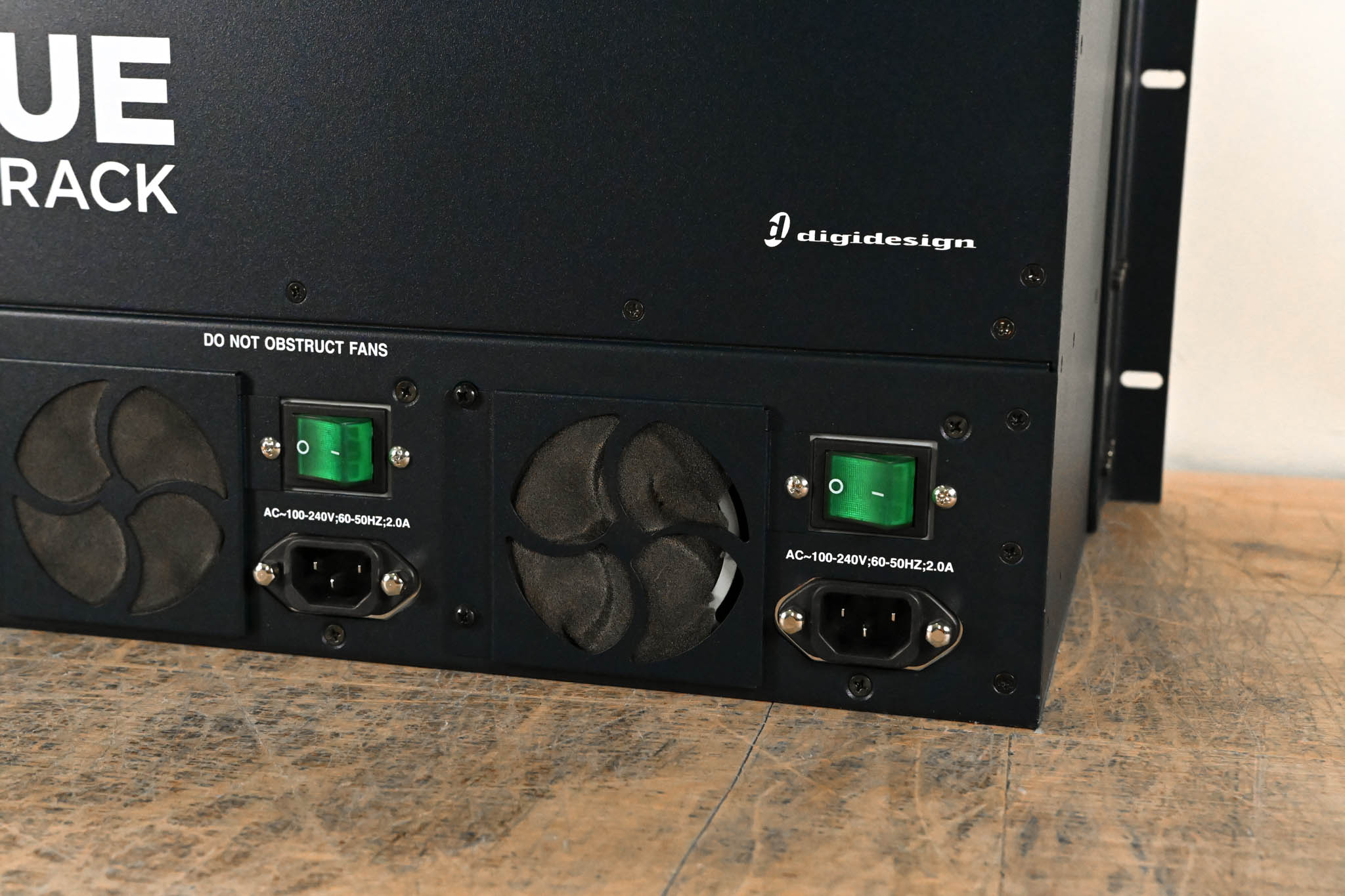 Digidesign VENUE Stage Rack - 48 inputs, 32 outputs