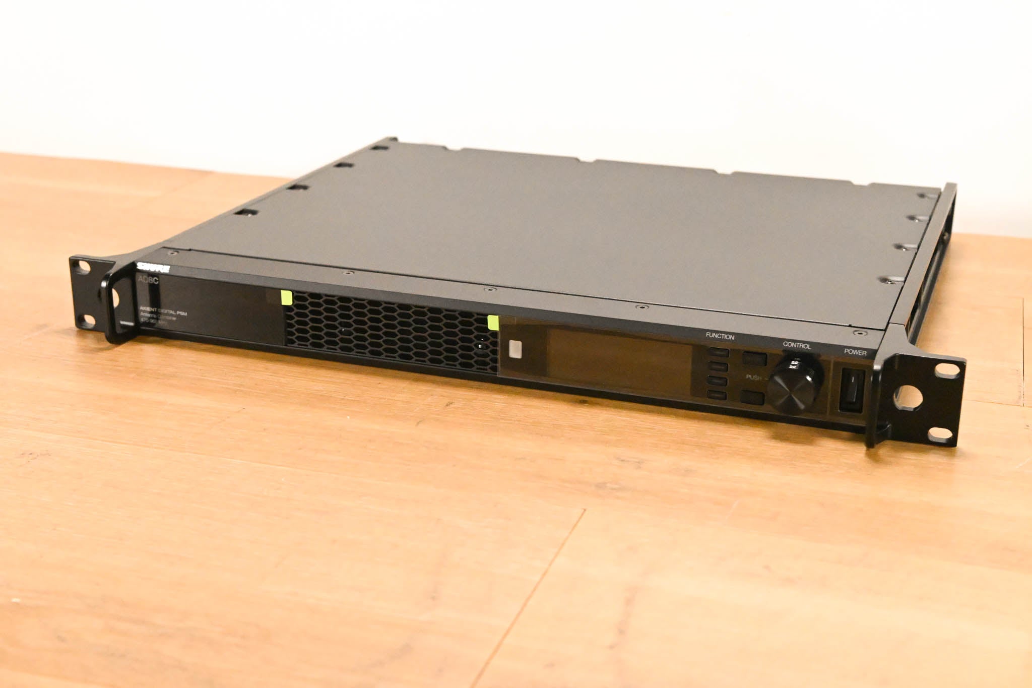 Shure AD8CUS Axient Digital PSM 8-Port Antenna Combiner - 470-960MHz