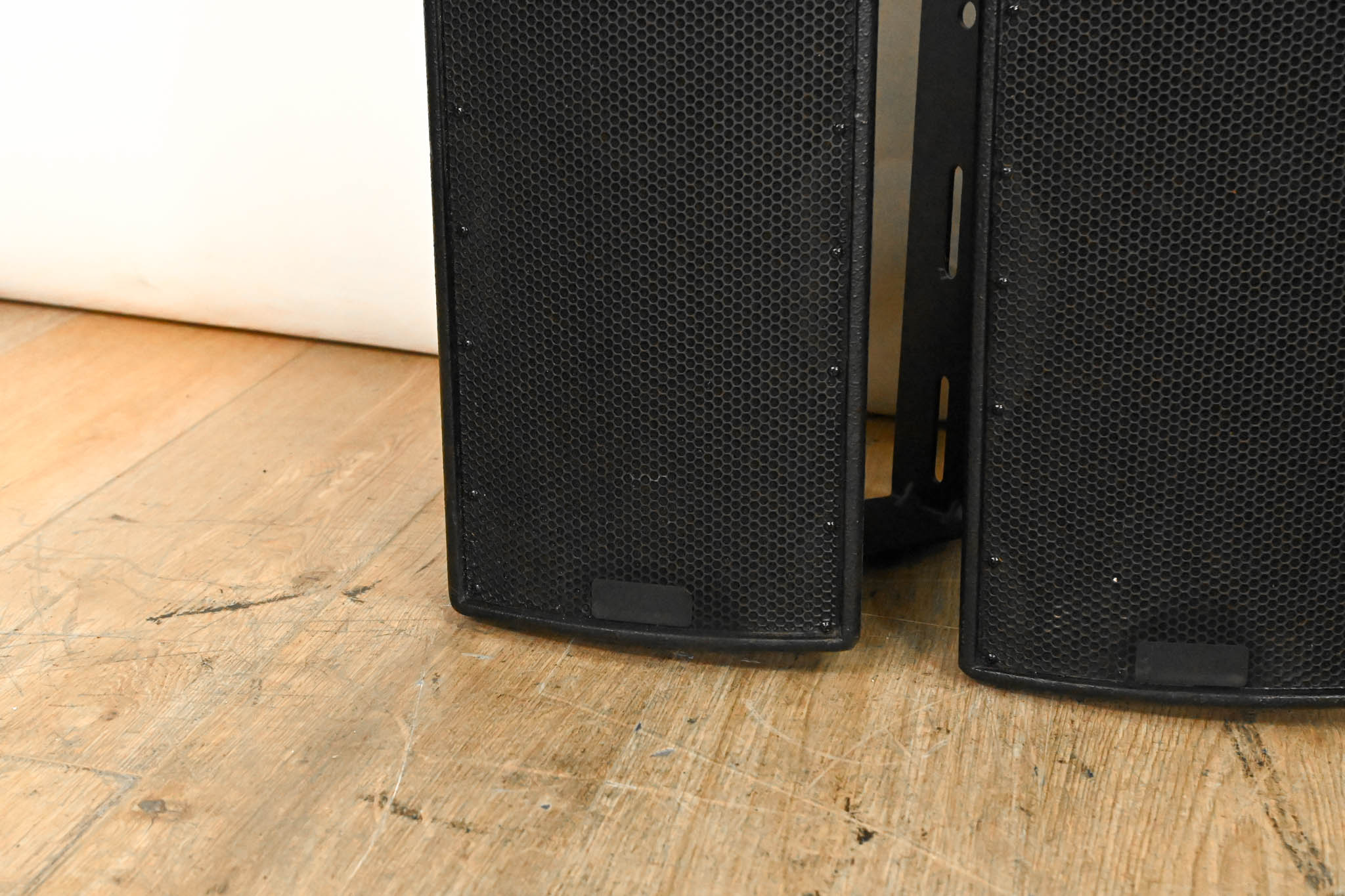 EAW JF80z Compact Two-Way Full Range Passive Loudspeaker (PAIR)
