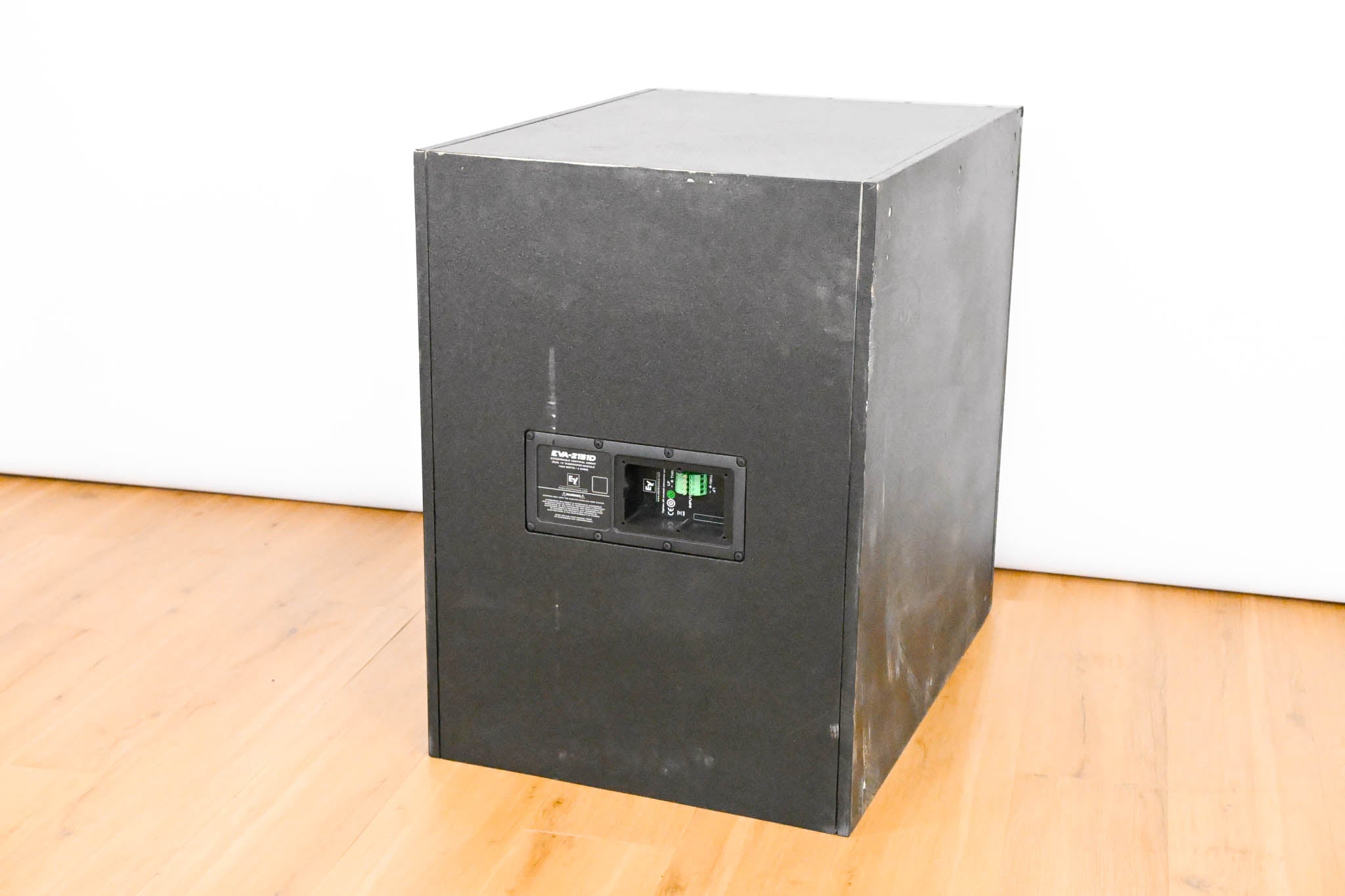 Electro-Voice (EV) EVA-2151D Dual 15" Passive Line Array Subwoofer