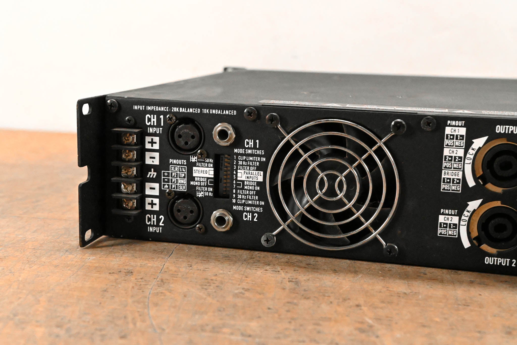 QSC RMX1450 2-Channel Power Amplifier