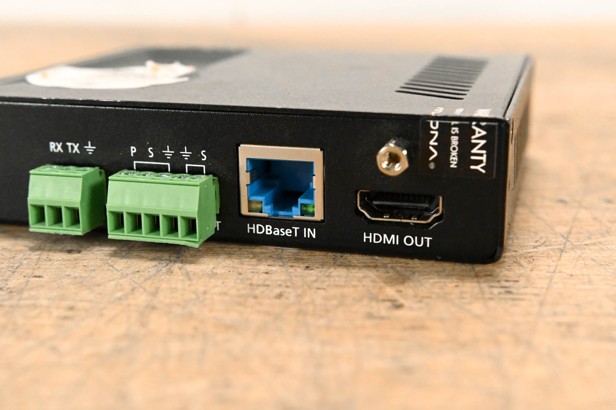 Atlona AT-UHD-EX-70C-RX 4K/UHD HDMI over HDBaseT Receiver (70m)