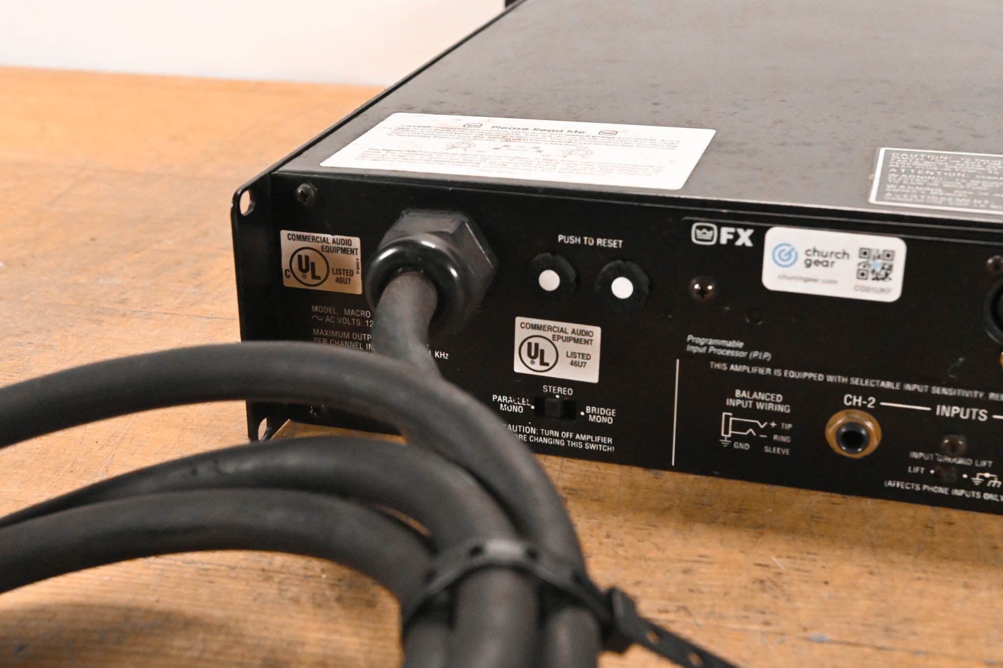 Crown Macro-Tech 2400 2-Channel Power Amplifier