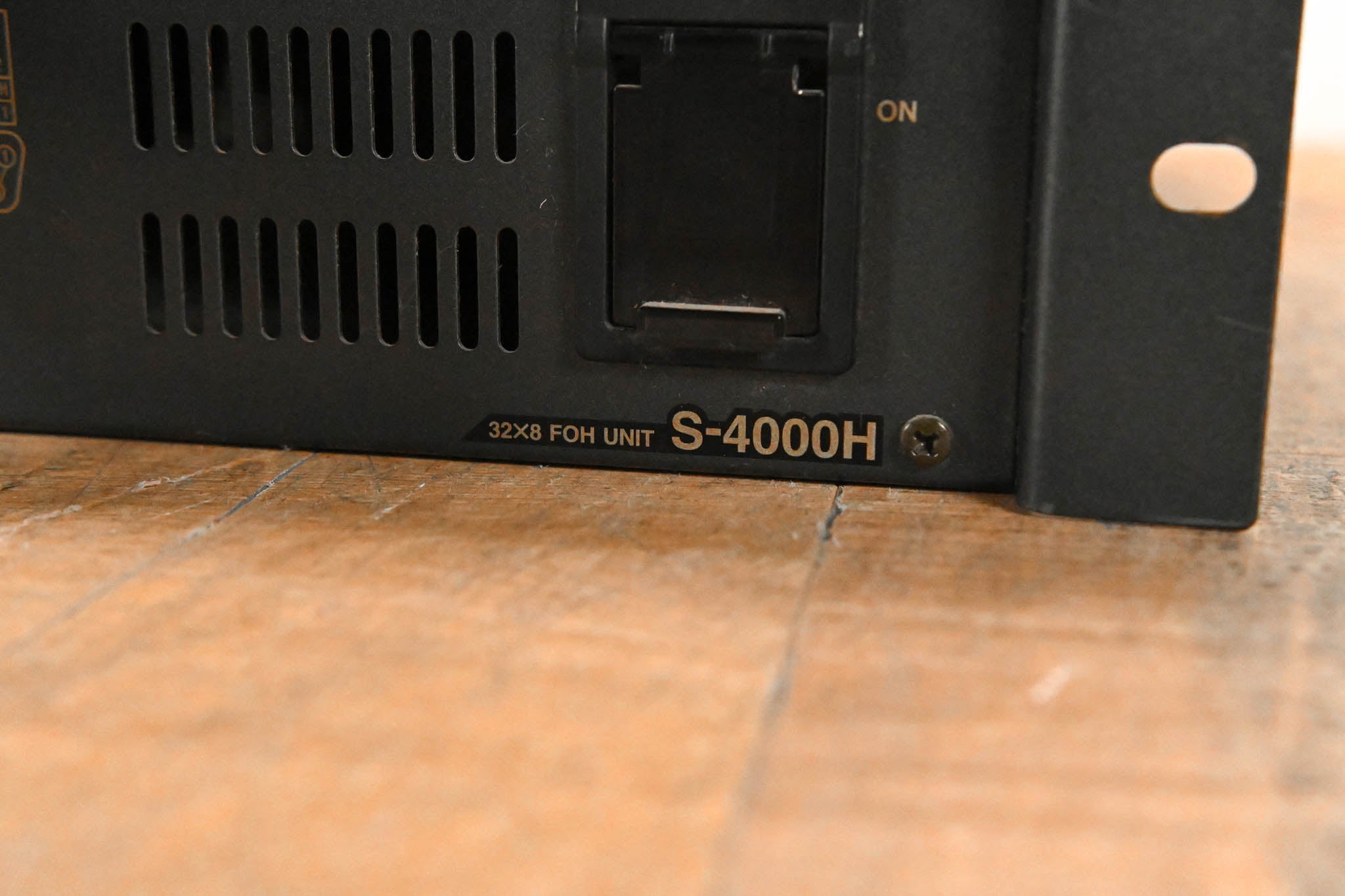 Roland S-4000H Digital Snake 32 x 8 Front of House Unit