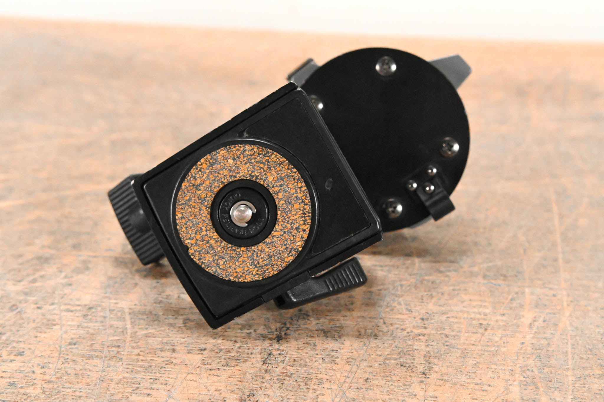 Hitachi AT-90 Studio Viewfinder Mount